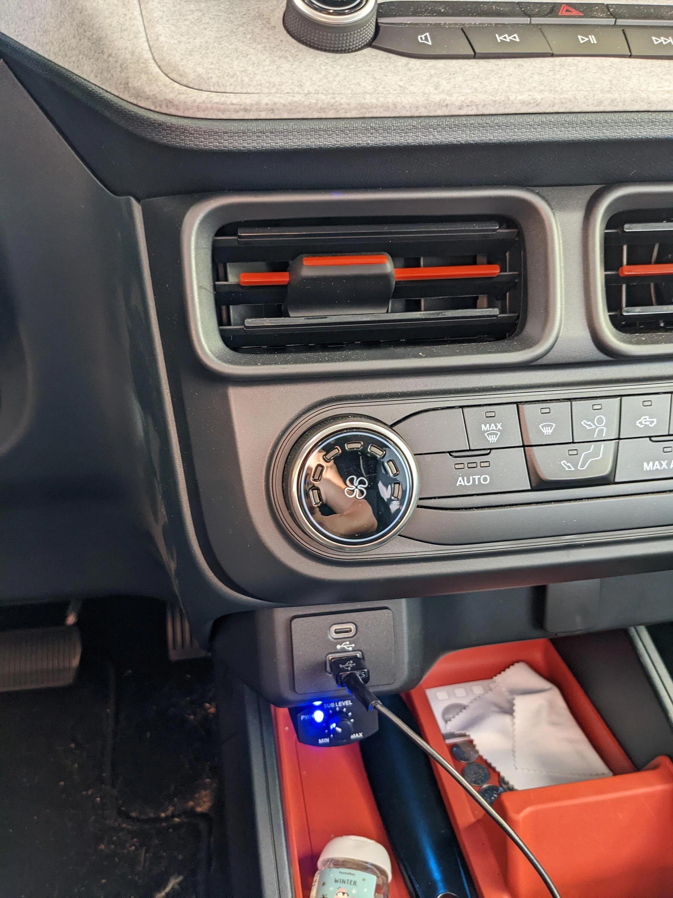 Ford Maverick infinity basslink mini (and hertz k170) installed PXL_20221009_031248478
