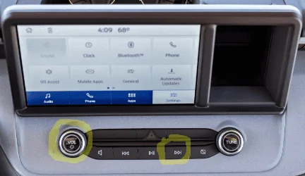 Ford Maverick Apple Carplay stopped working Oct 7. 1665494680047