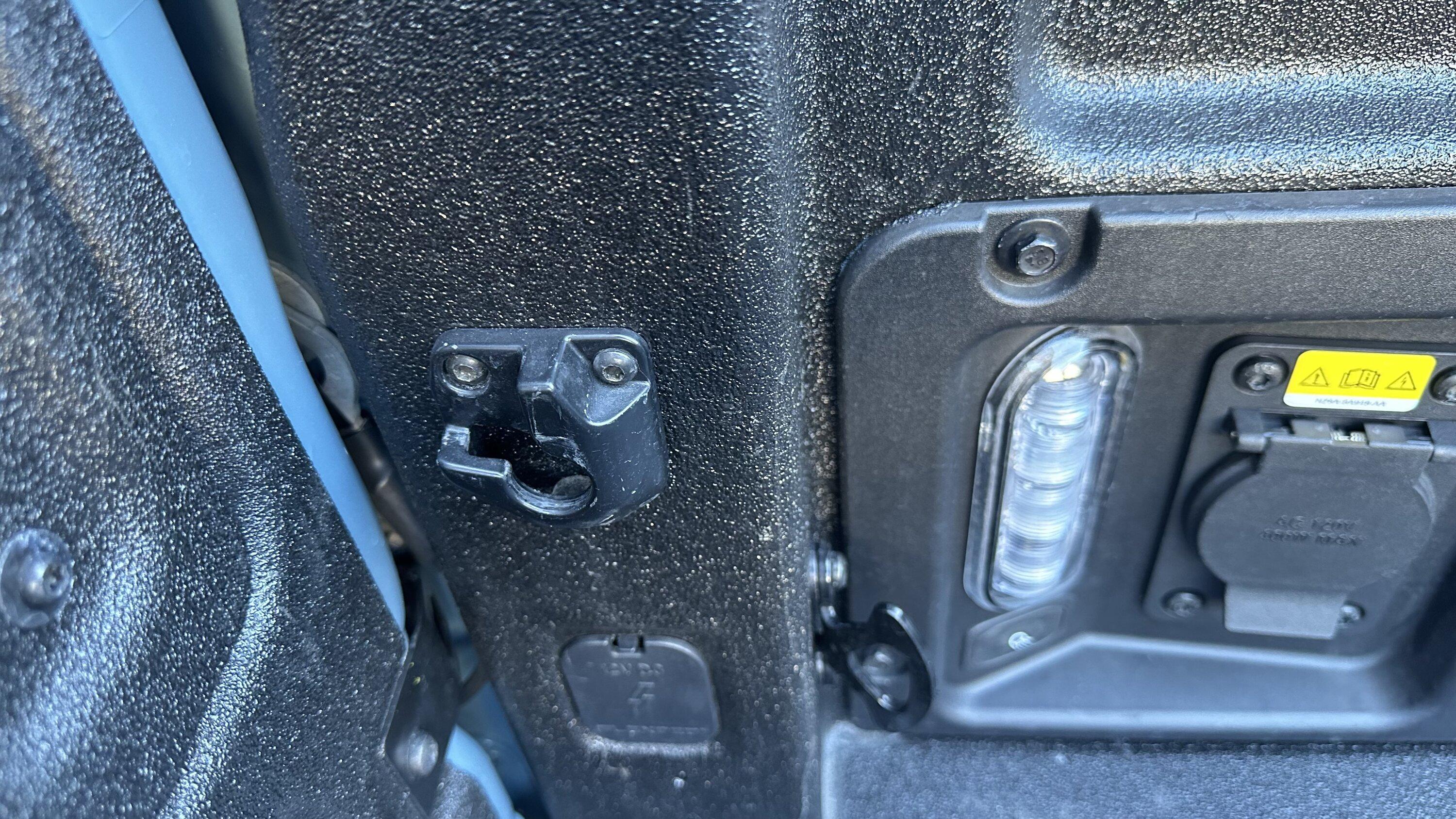 Ford Maverick Bed Extender Part No: VNZ6Z99286A40A - $250 OBO Untitled2