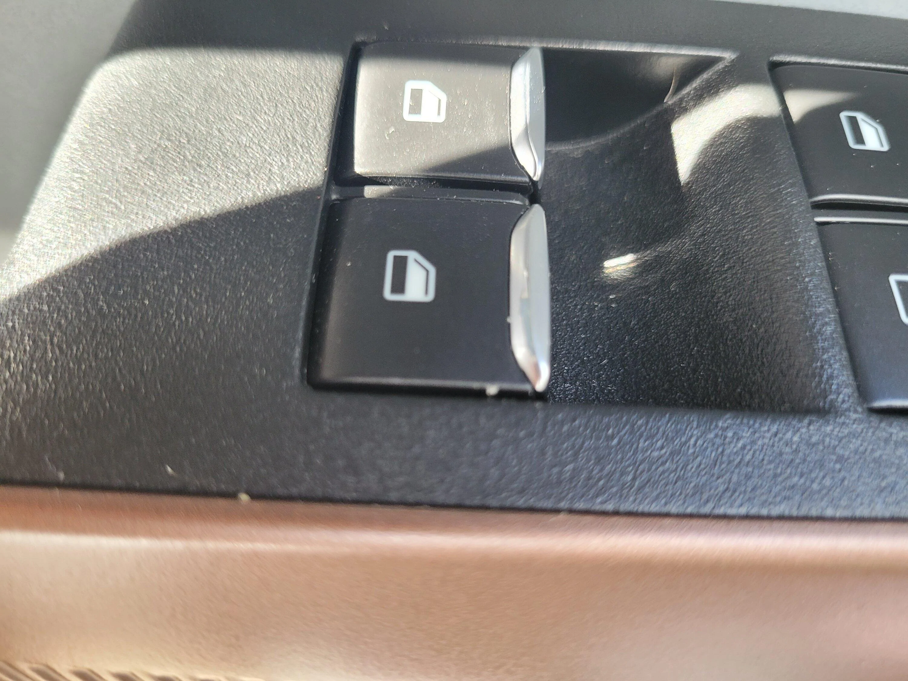 Ford Maverick Lariat power window switches being replaced 20221012_101410