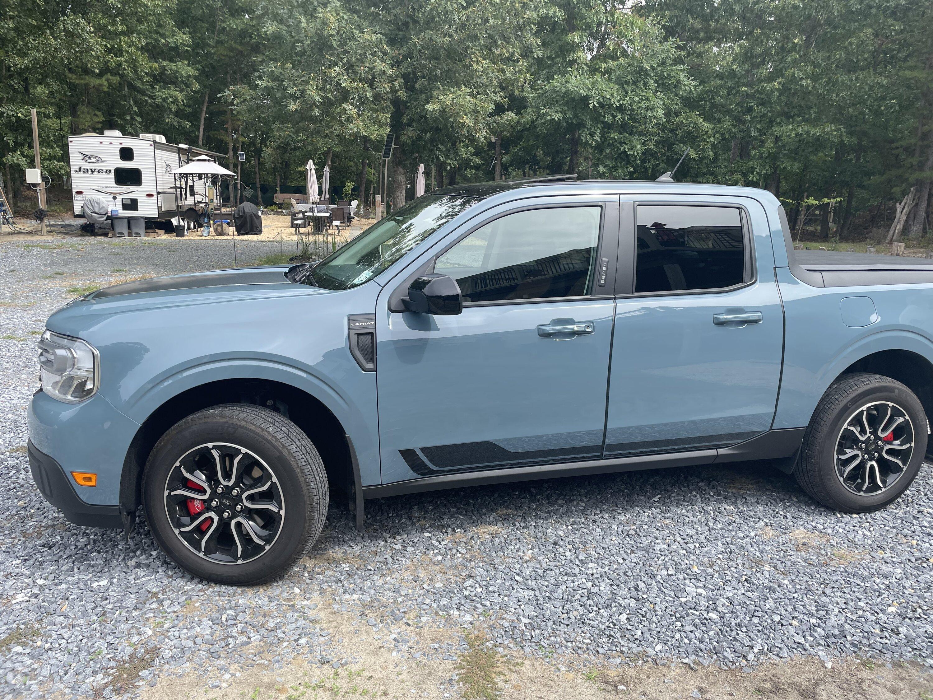 Ford Maverick My Rapid Red First Edition Lariat Hybrid DB22C6A1-503B-4957-BD0E-E1592D135444