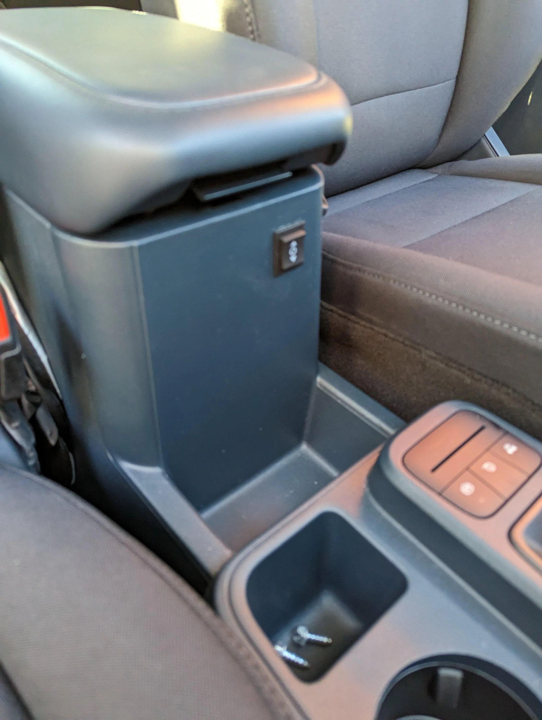 Ford Maverick I added factory power lumbar support to my XL Maverick seat PXL_20221015_214552849