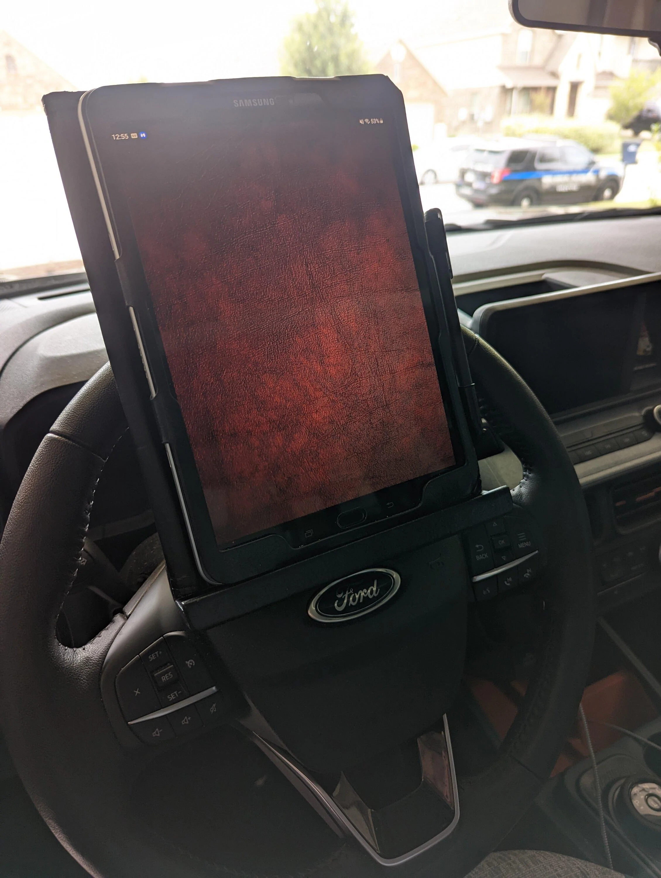 Ford Maverick Something to hold a tablet PXL_20221017_175517539