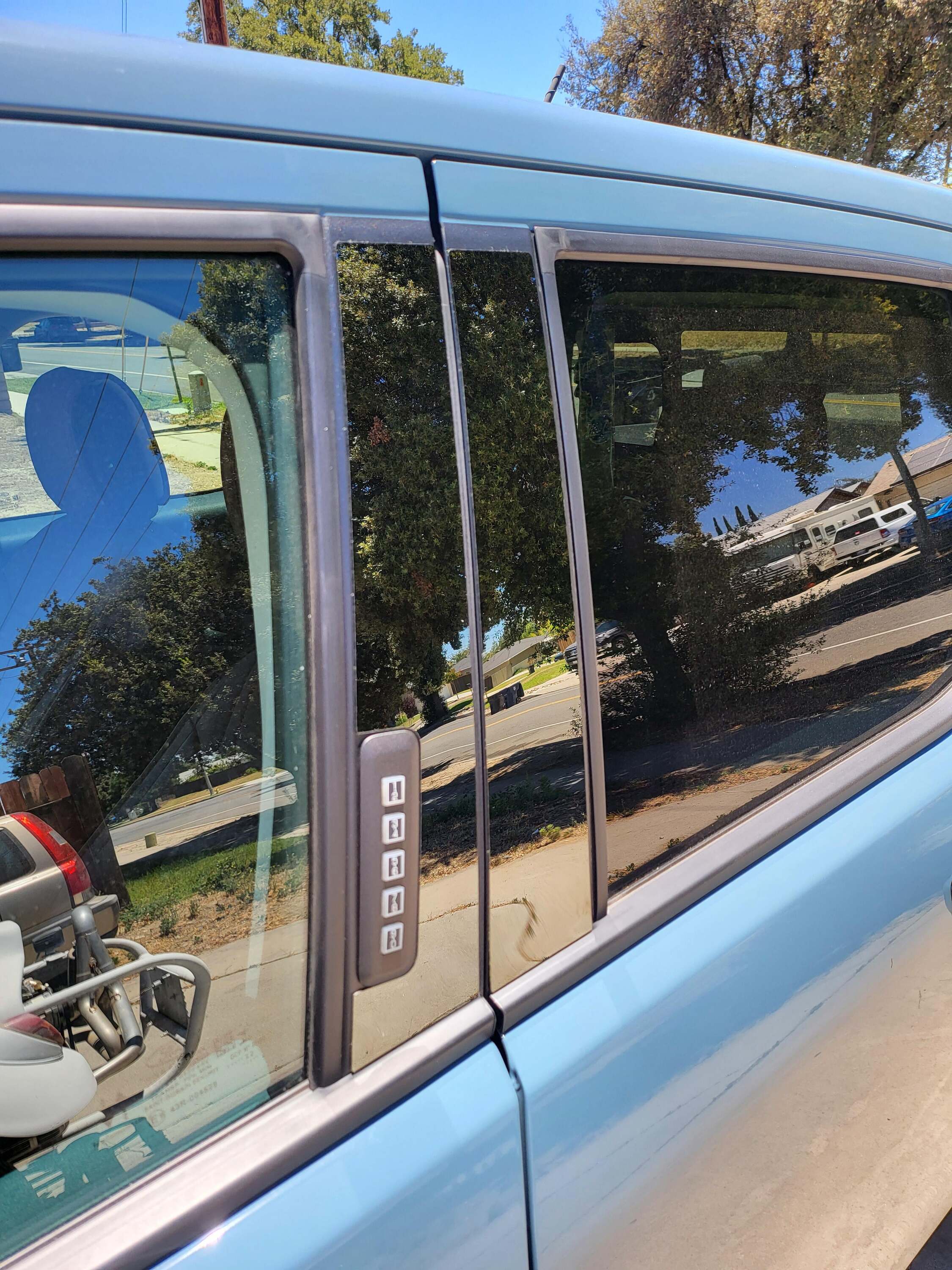 Ford Maverick Anyone install this yet? B Pillar Trim 3suirv75jla91-