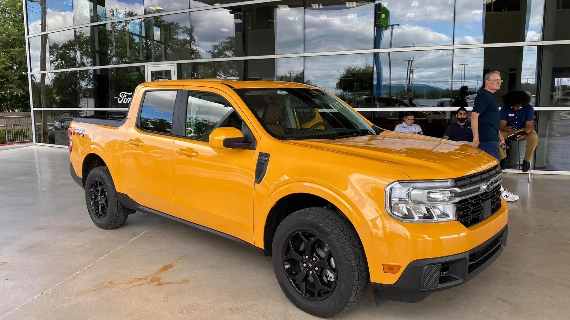 Ford Maverick CYBER ORANGE Maverick Photos Thread Ford Maverick Cyber Orange Lariat FX4 Black Wheels  25