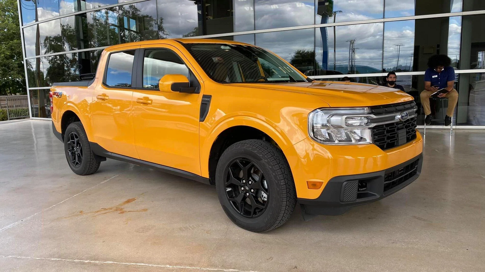 Ford Maverick CYBER ORANGE Maverick Photos Thread Ford Maverick Cyber Orange Lariat FX4 Black Wheels  20