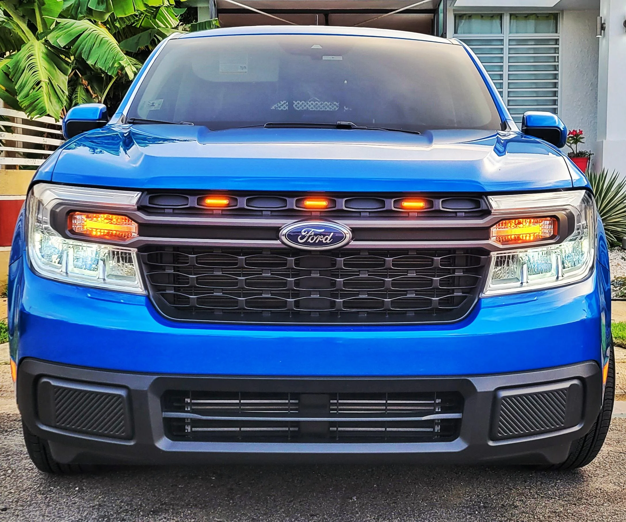 Ford Maverick My new Raptor 3-Light LED Grill Lights installed! 20221016_175004-01