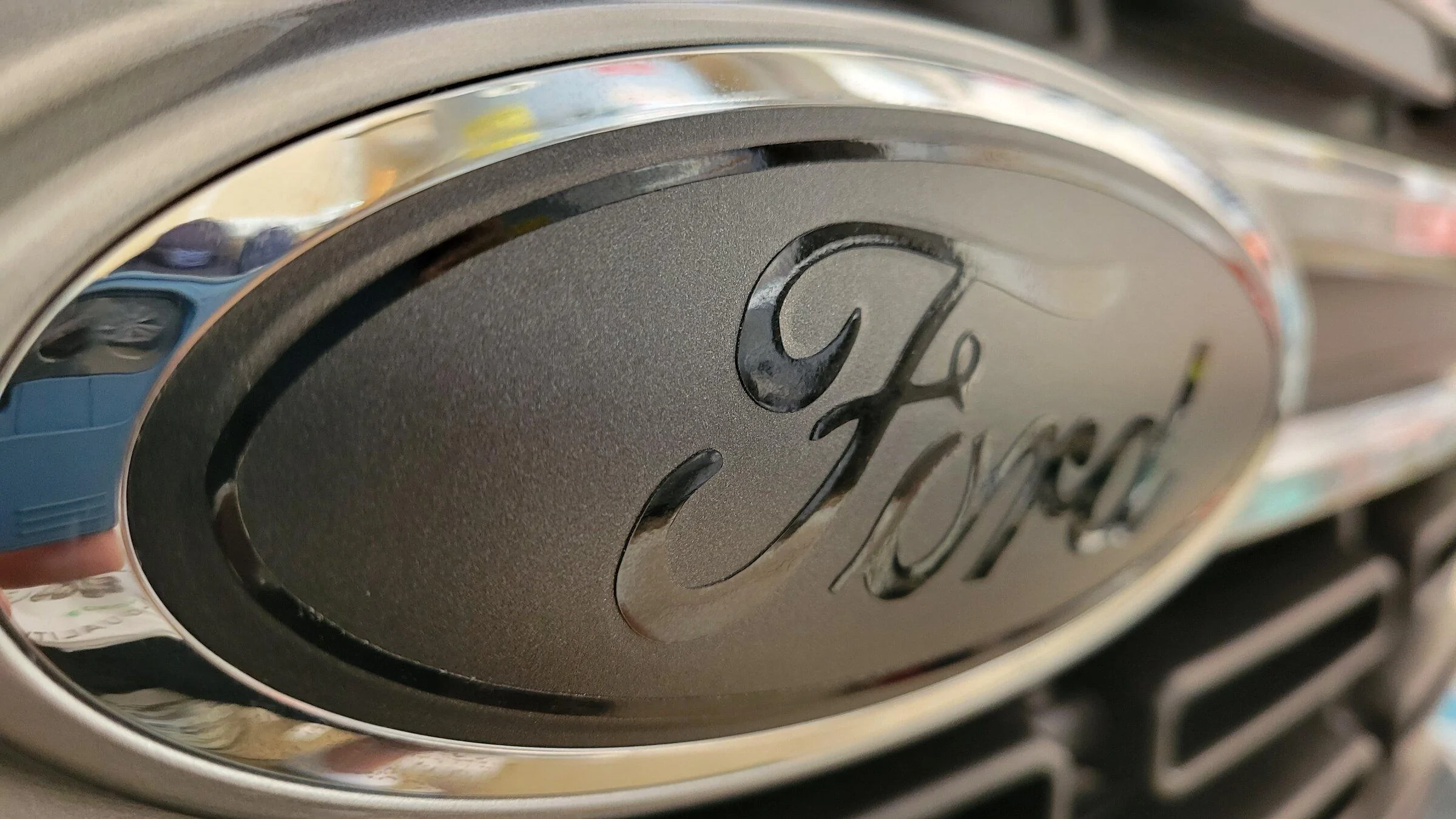 Ford Maverick Pics of Ford emblem vinyl decal 20220531_155807