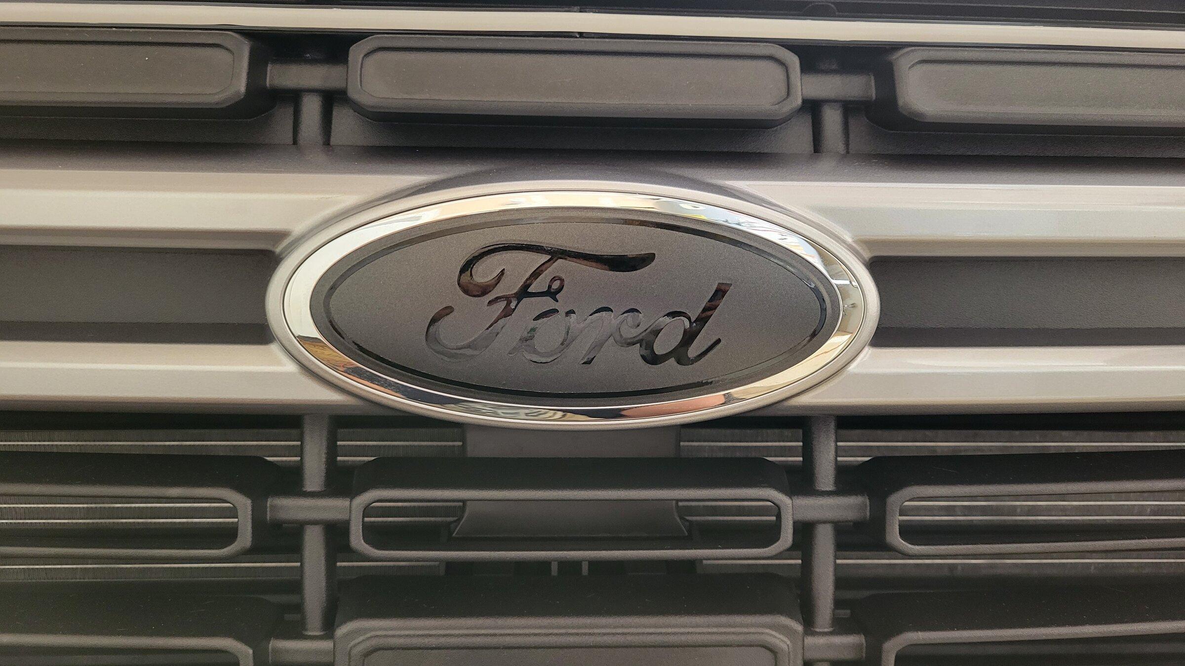 Ford Maverick Pics of Ford emblem vinyl decal 20220531_155753