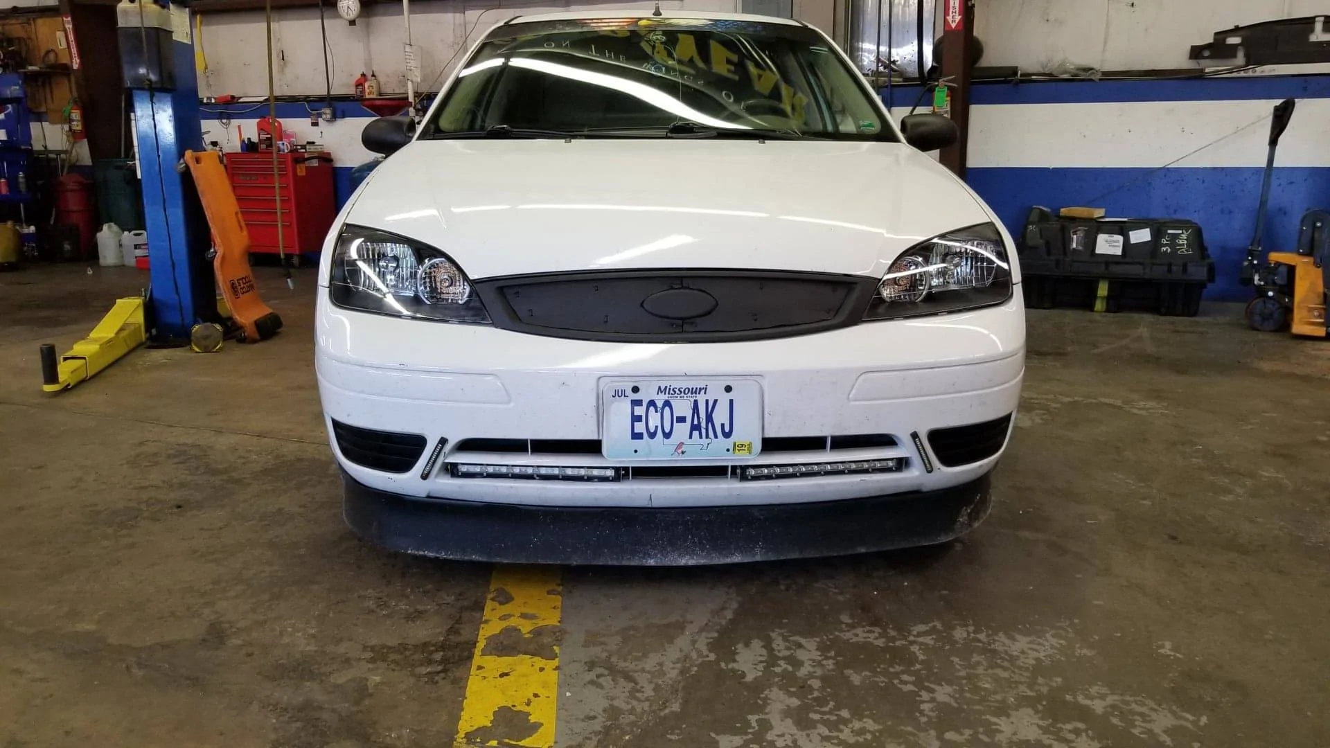 Ford Maverick Fog lights for Maverick ? Focus Black Headlights