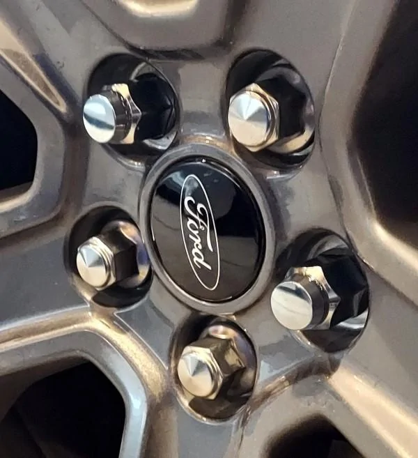 Ford Maverick Swelling Lug Nuts lugnuts