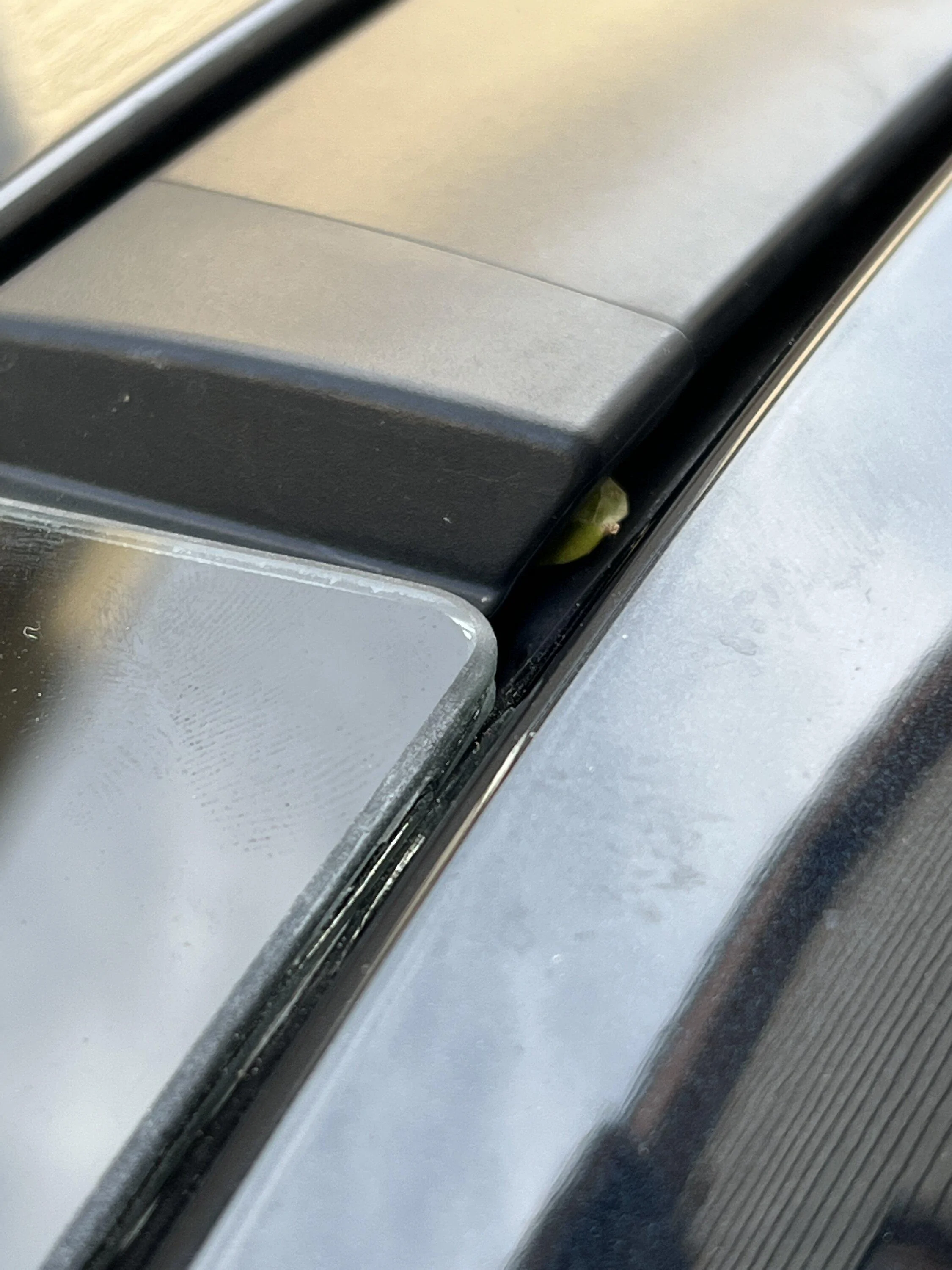 Ford Maverick Botched windshield replacement or bad glass? (Safelite) 7F184643-A429-4610-B140-0B347D75BACD