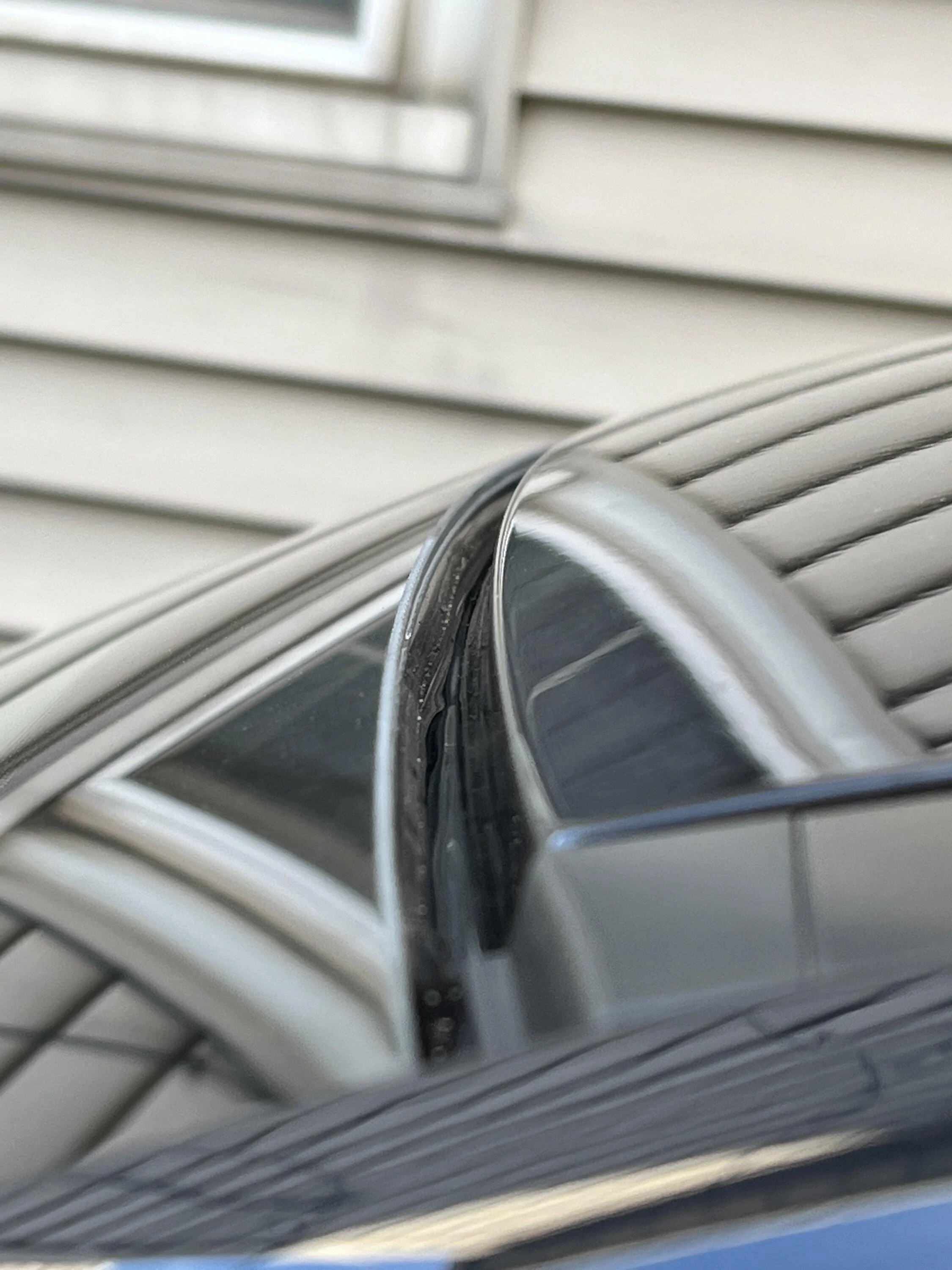 Ford Maverick Botched windshield replacement or bad glass? (Safelite) ECF30757-221D-409A-90E0-56DDD42E103D