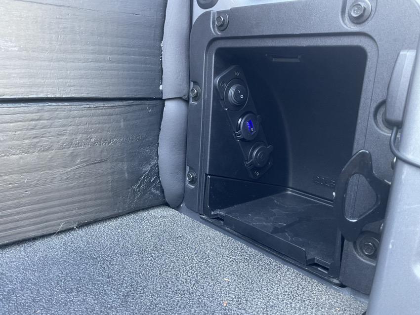 Ford Maverick Installed Flexbed cubby 12V USB/Cigarette lighter socket 134F96E5-1B59-47B3-AF28-B9EAC749E94A