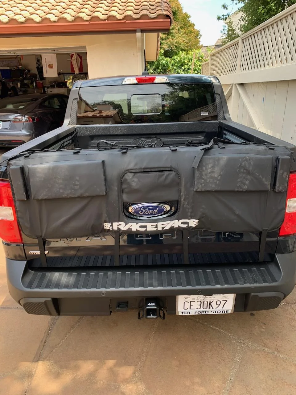 Ford Maverick Anyone put a carrier on the back that blocks the camera? Raceface - 1