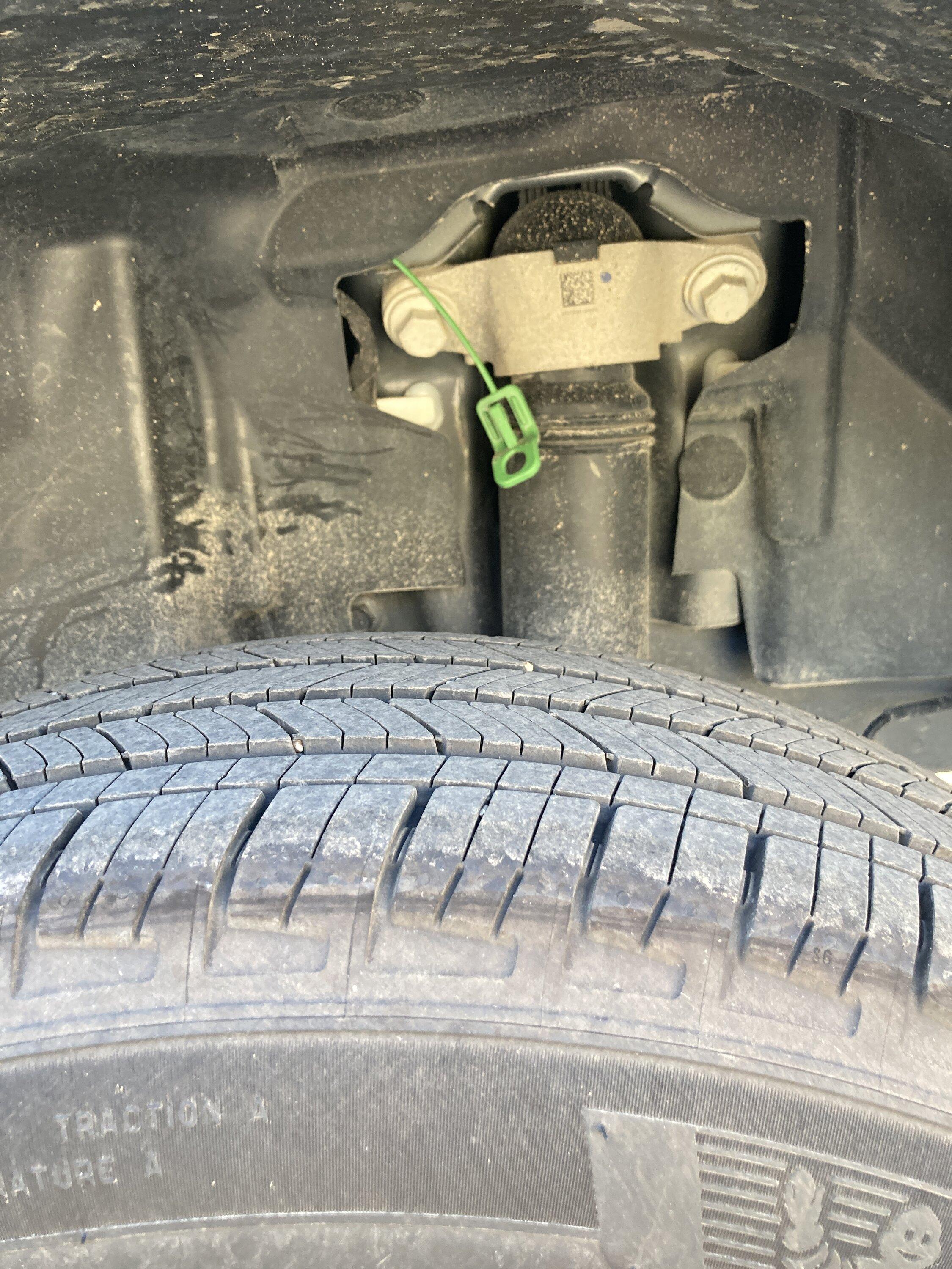 Ford Maverick Wtf is hanging from my truck? 7320E0F3-3618-4B50-B3EB-D29B5C9207EC