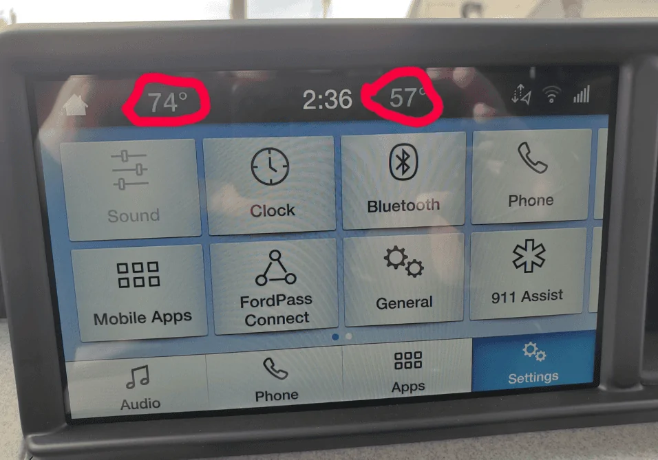 Ford Maverick Why are there two temperatures displayed? 1667093663328