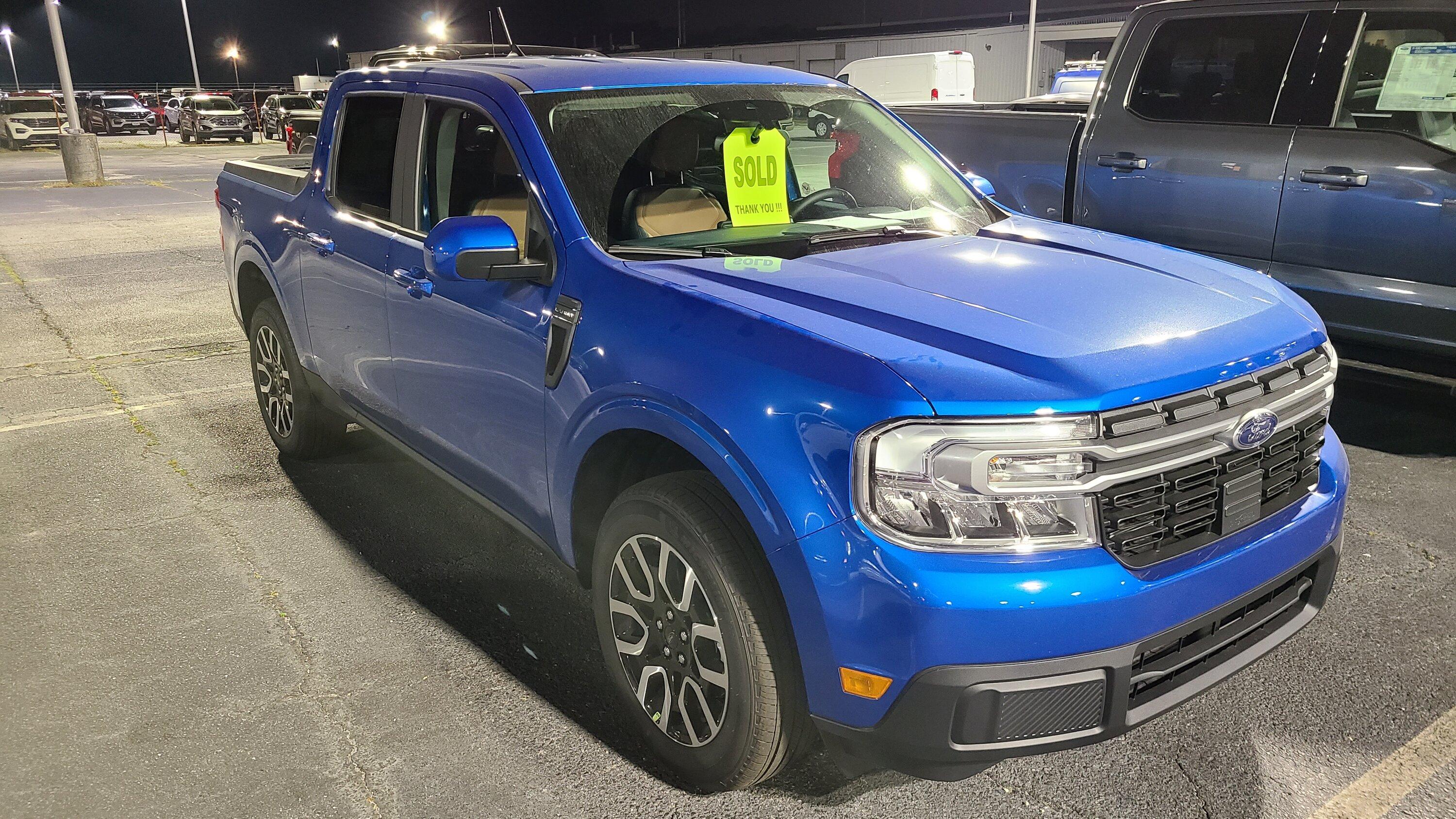 Ford Maverick Can't wait, so you creep the lot the night before.. 20221027_201307