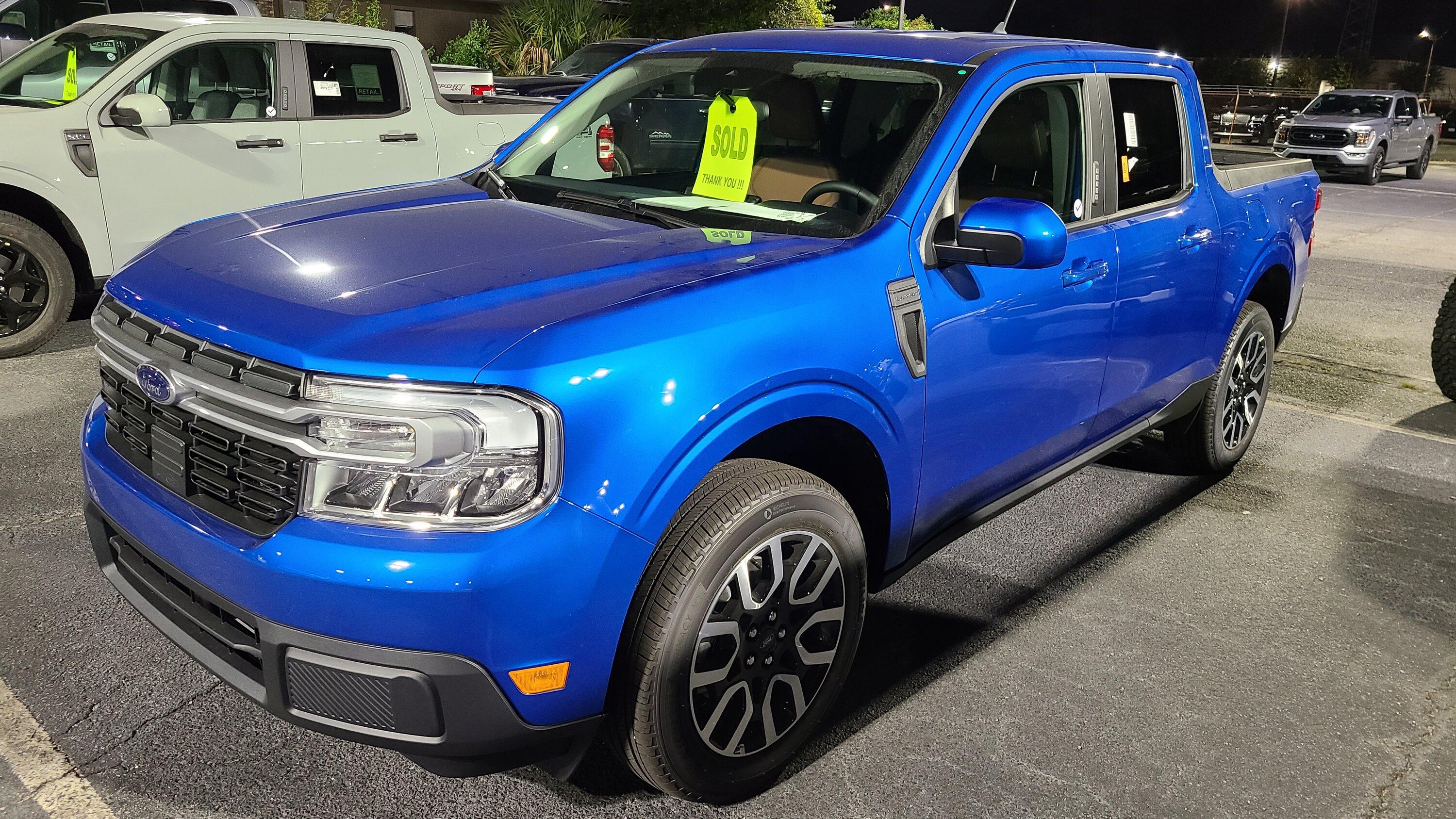 Ford Maverick Can't wait, so you creep the lot the night before.. 20221027_201740