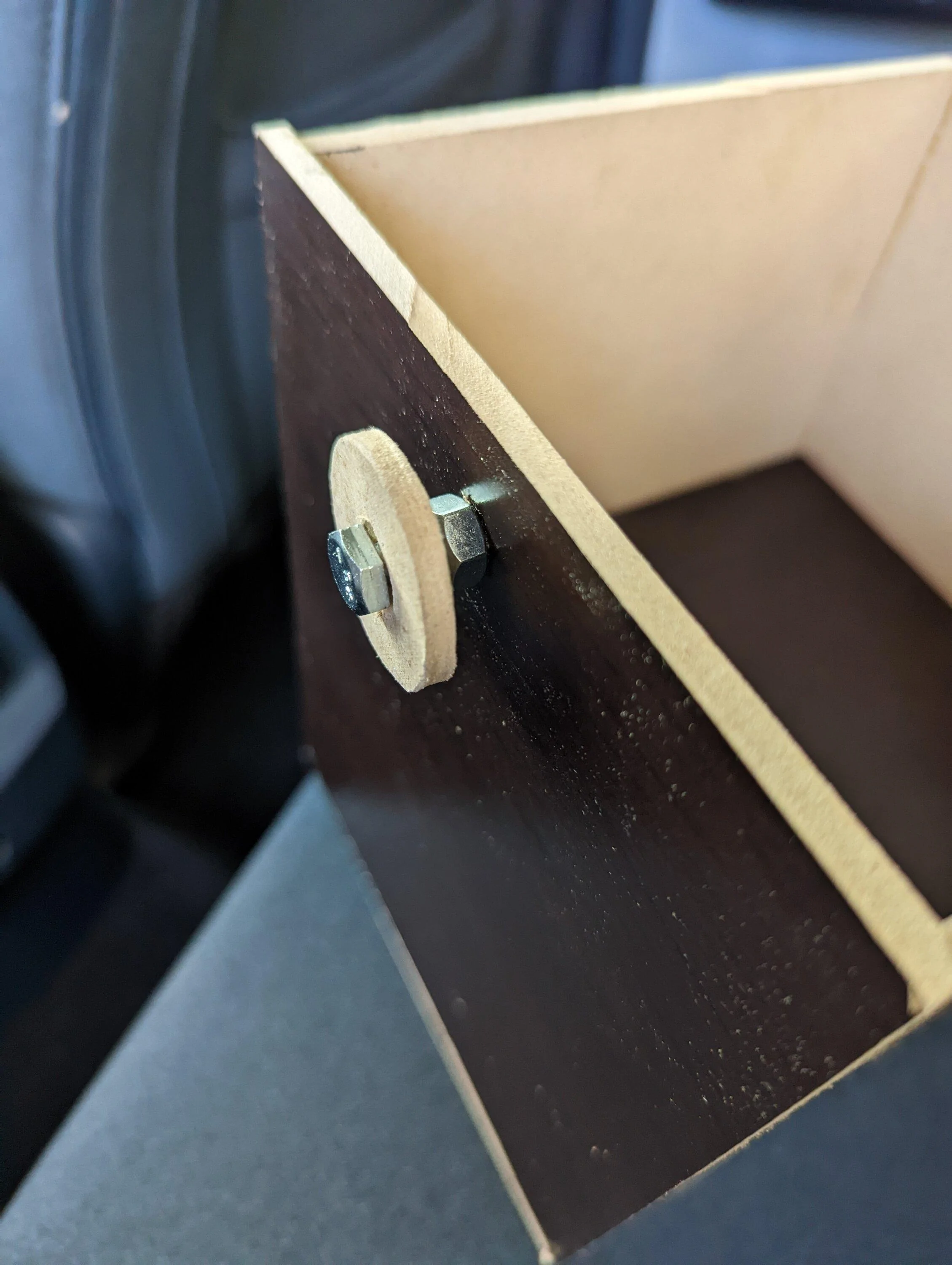 Ford Maverick Bucket in the back seat - DIY mod PXL_20221103_231004533