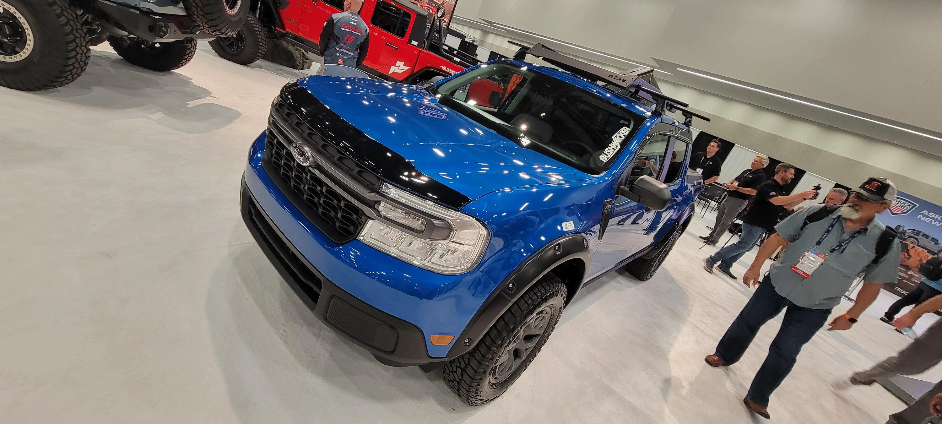 Ford Maverick All the Mavericks I've seen at Sema 2022 20221102_105918