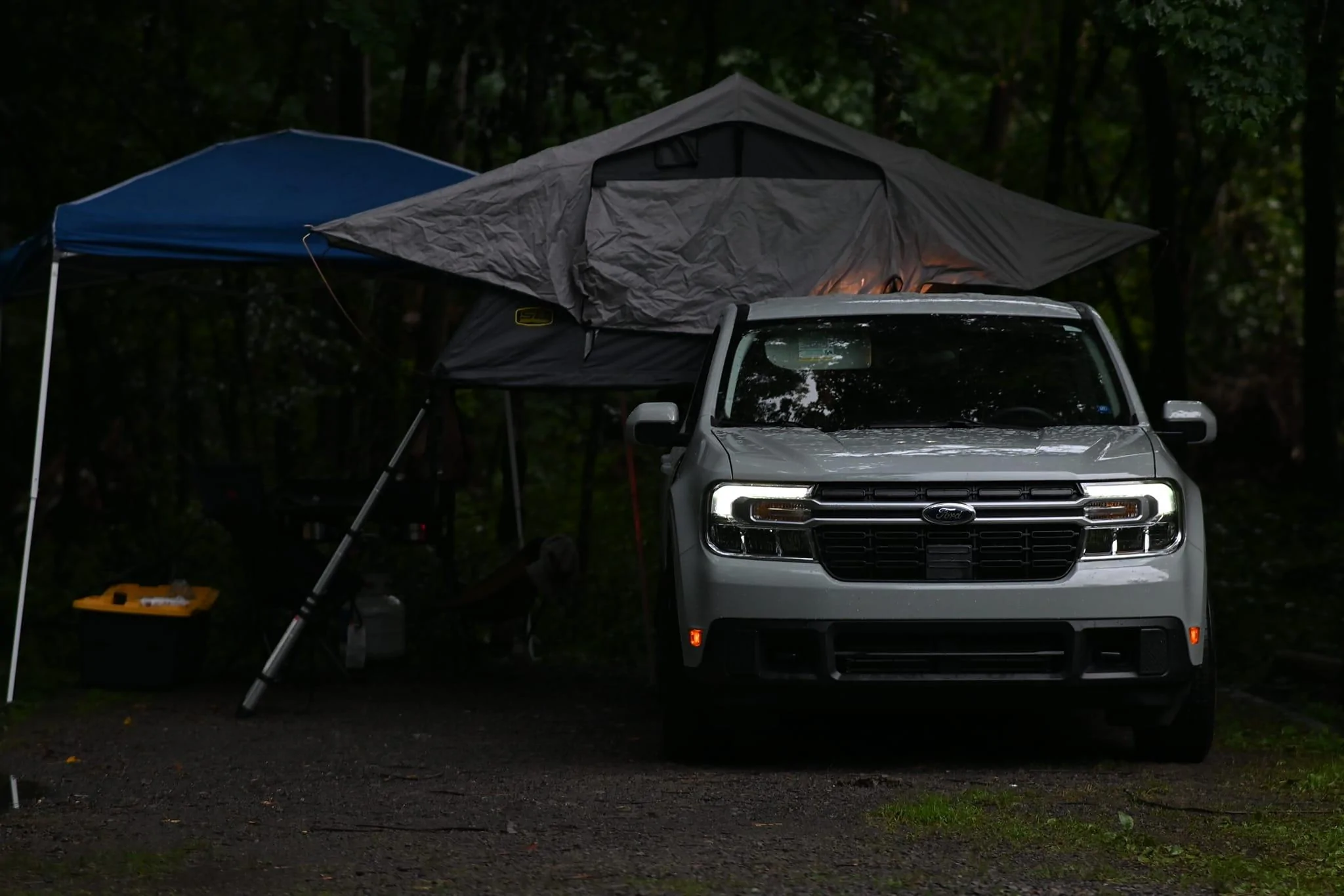 Ford Maverick Bed Top Tent Installed 291883065_2628901303912357_4605253785676756790_n