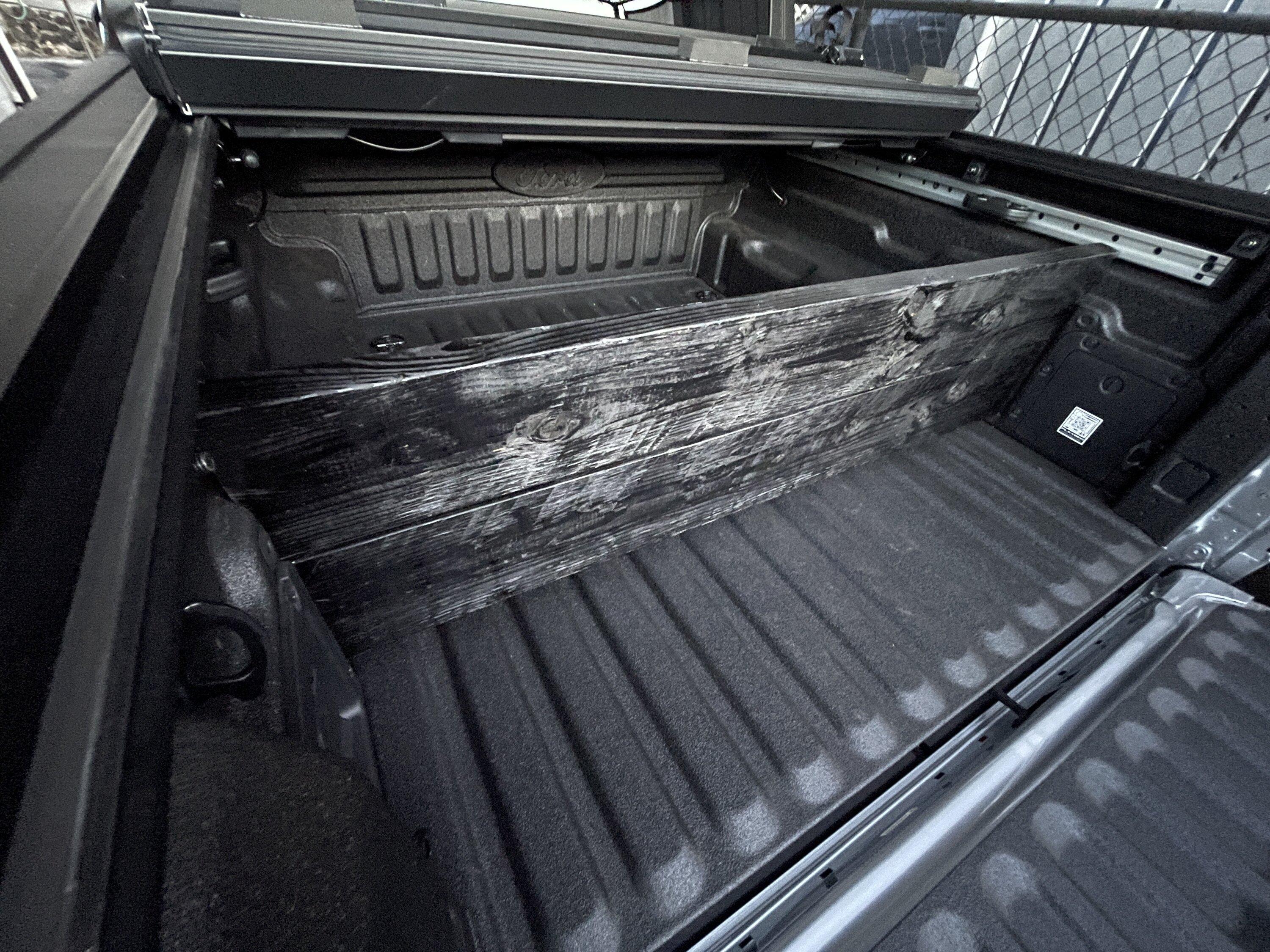 Ford Maverick 2x6 Bed Divider for the Flexbed IMG_4027.JPG