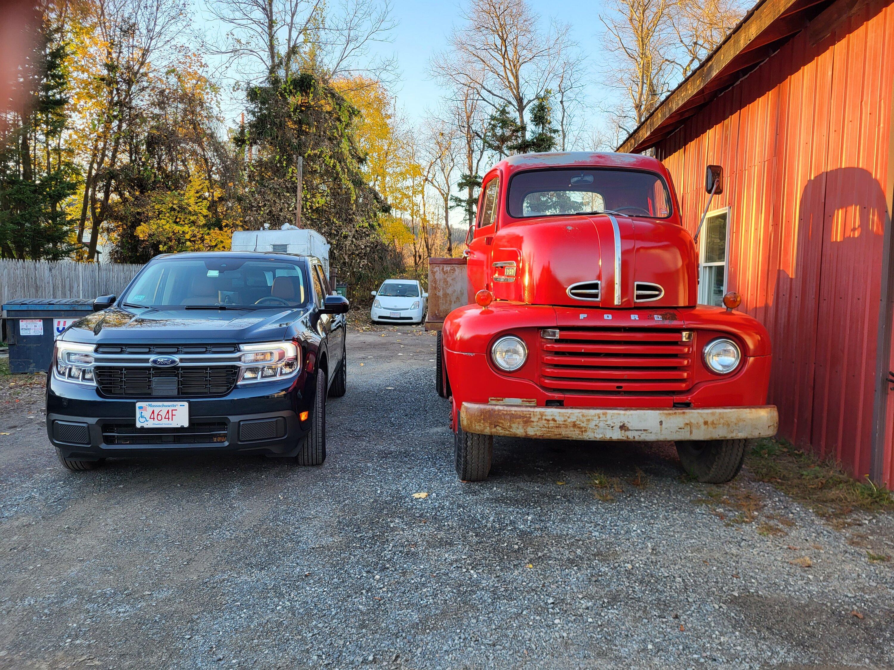Ford Maverick Maverick and F-6 1949 Ford 20221107_160047