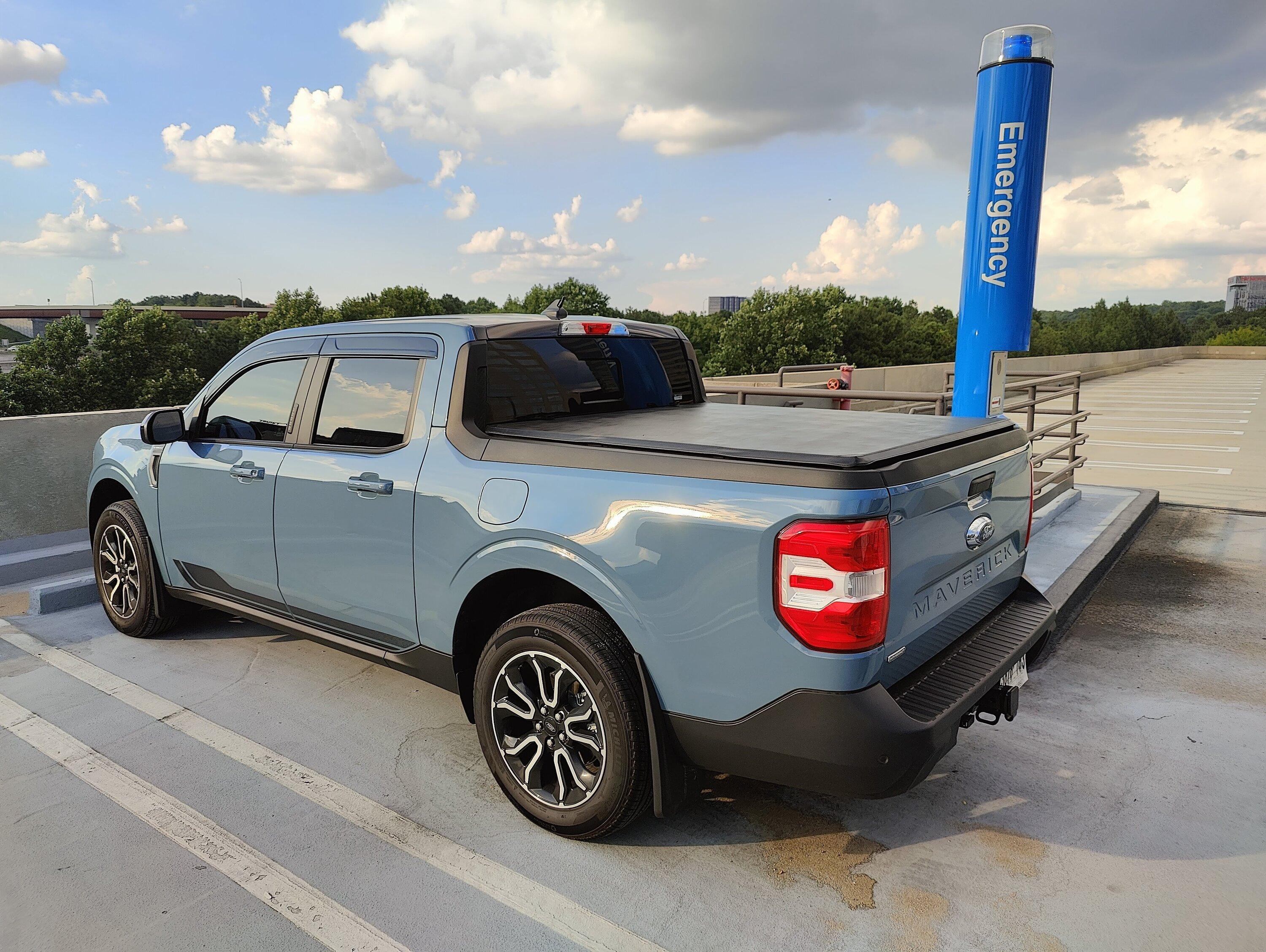 Ford Maverick FS: Genuine Ford Soft tri-fold tonneau cover IMG20220704190449