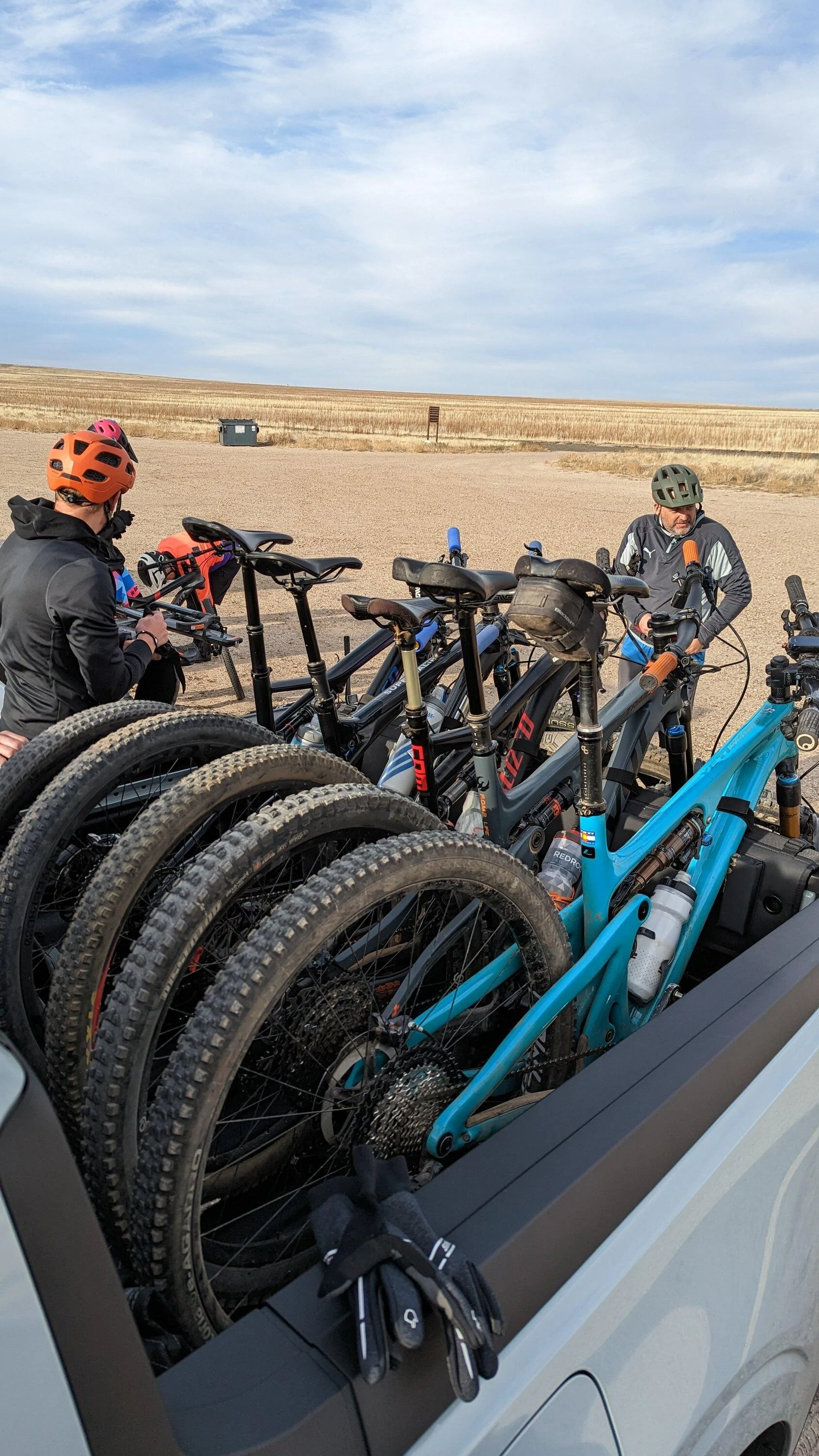 Ford Maverick Bike Racks... Tailgate Pad or Hitch Rack for frequent use. PXL_20221112_221633390