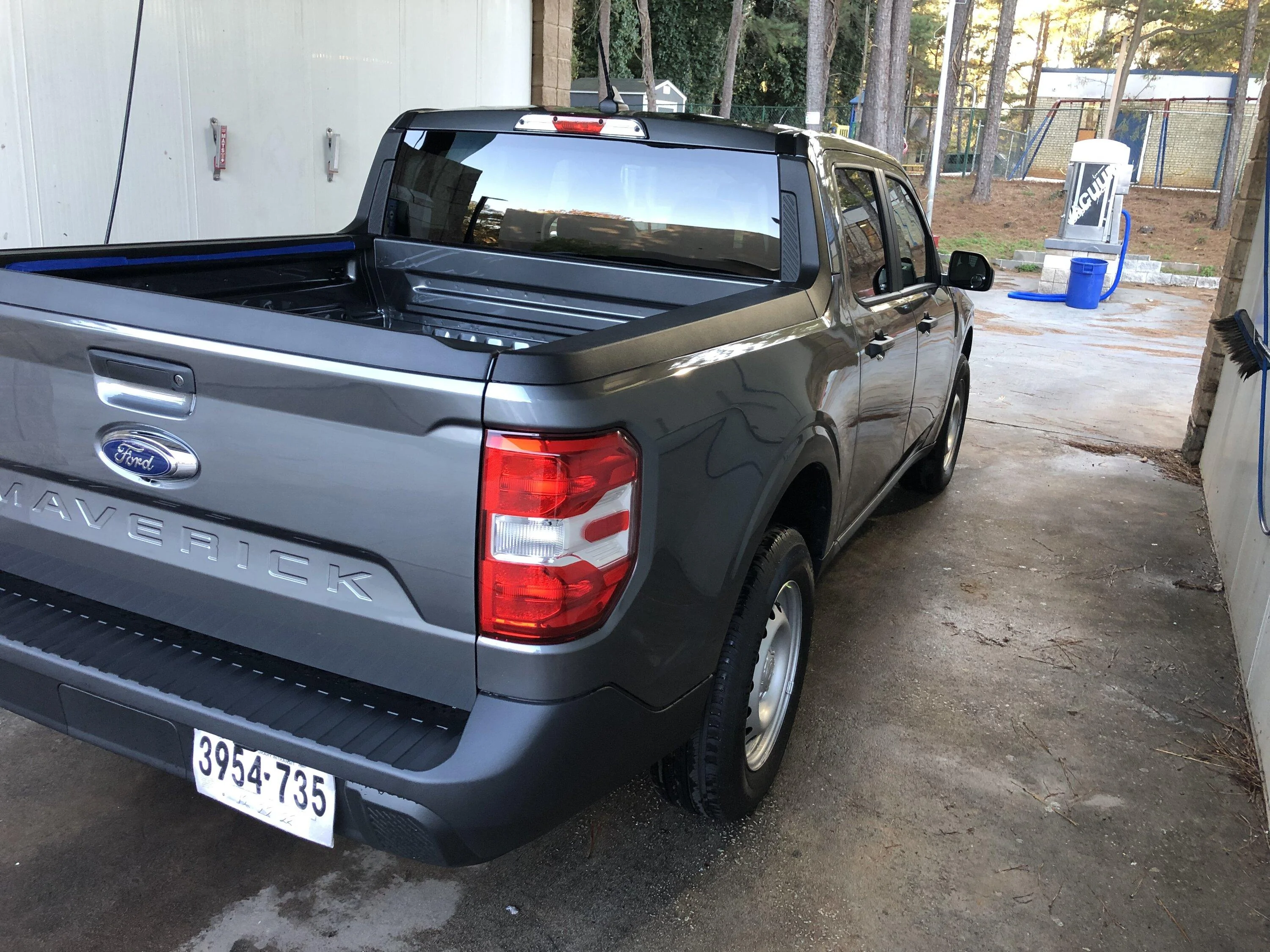 Ford Maverick Dial Shifter causes accident in car wash 92B5C116-980A-449A-BFCC-9ECA257B3824