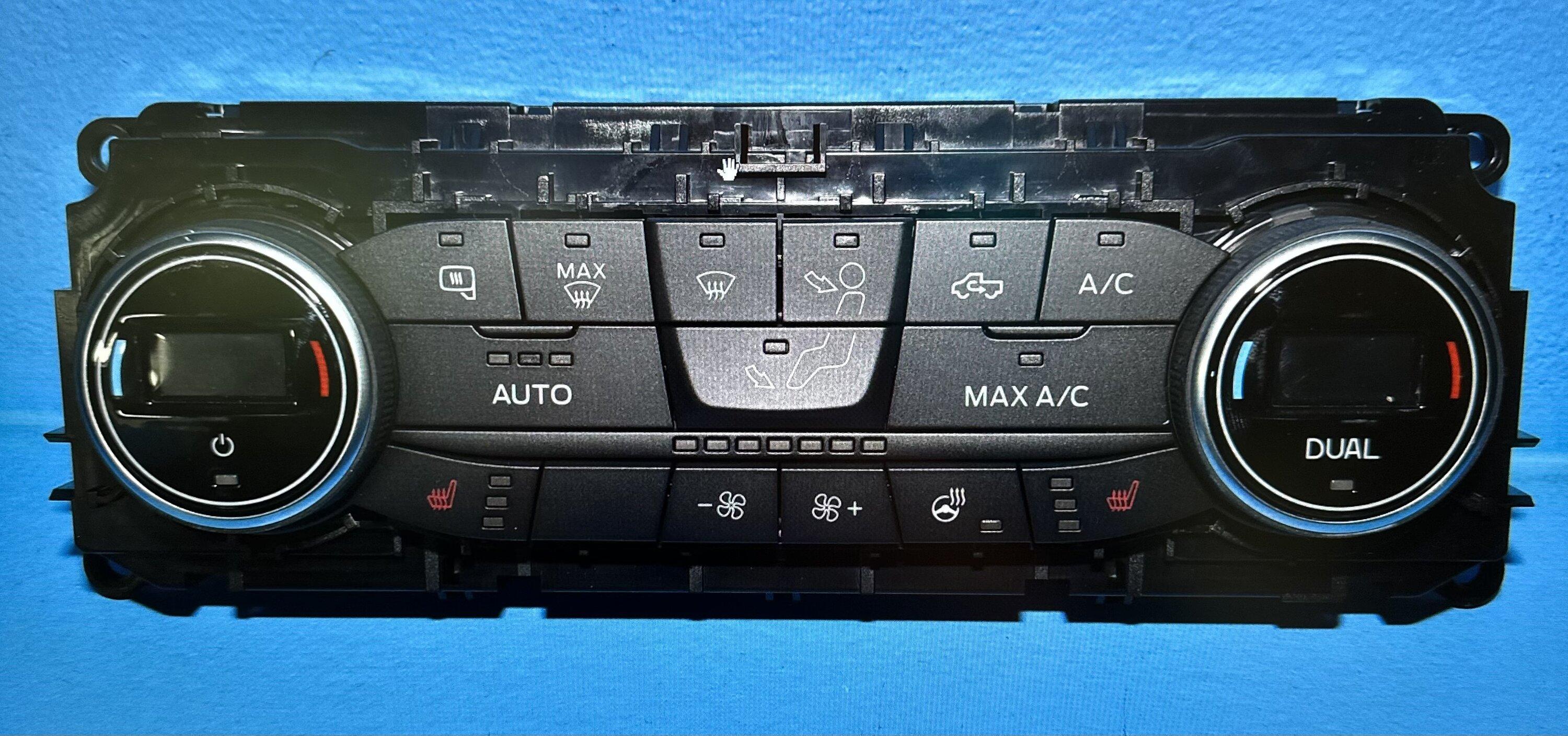 Ford Maverick Climate control no display even with 6k option C0D700E5-CA07-4968-B56C-9BEF5279039F