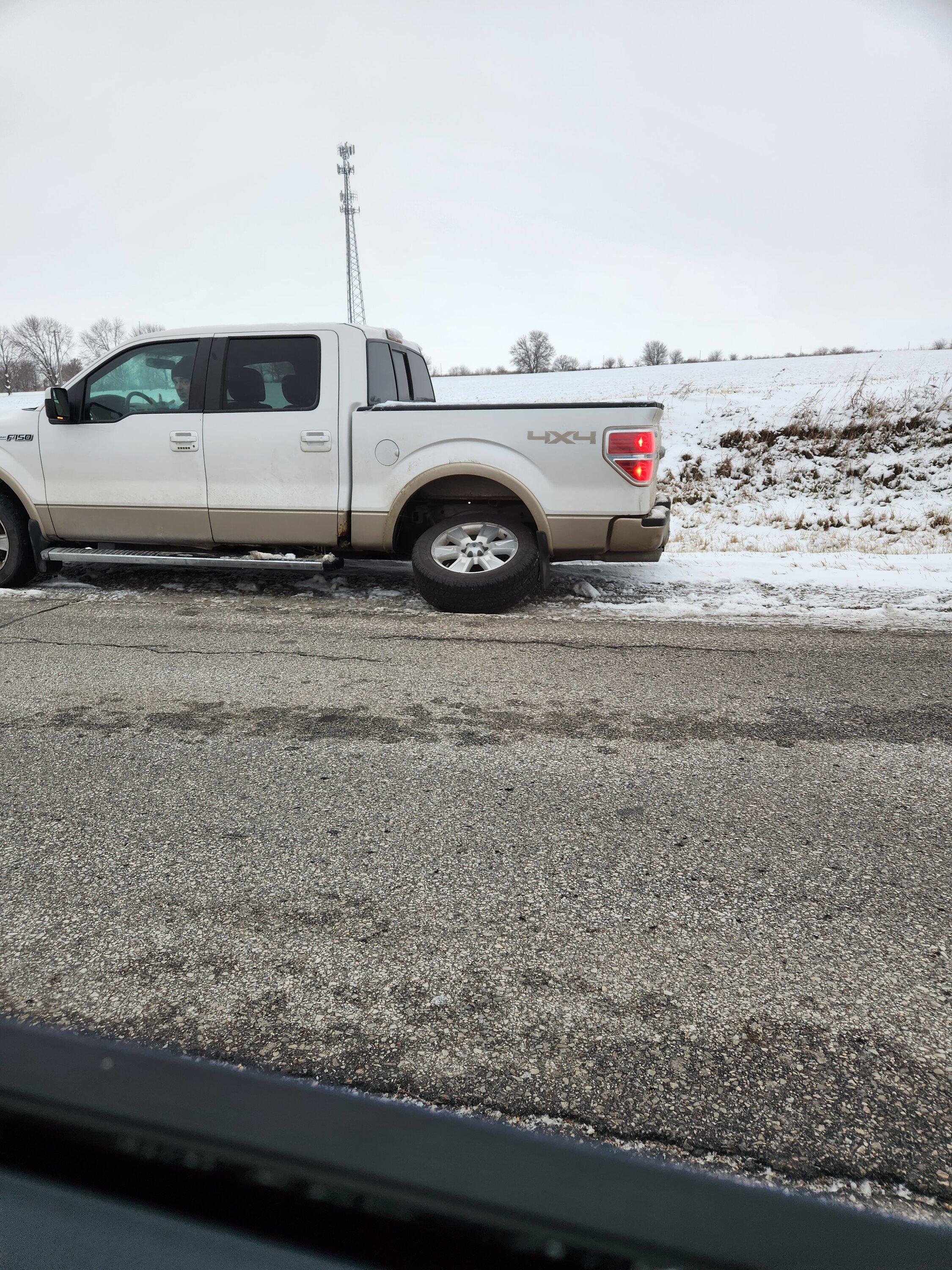Ford Maverick Wheel comes off some pickup. What causes that? 20221116_161316