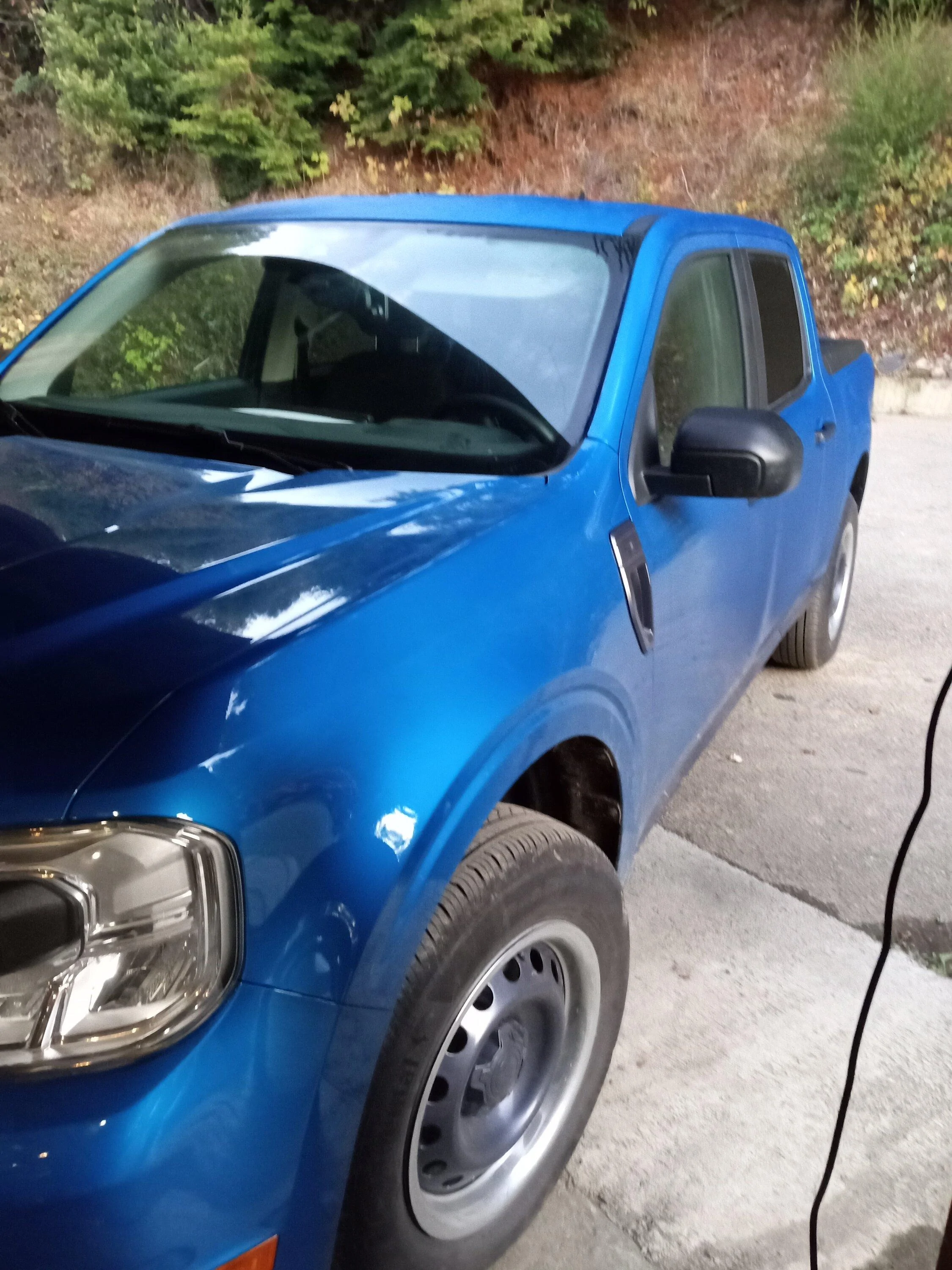 Ford Maverick Hybrid XL Velocity Blue pic2