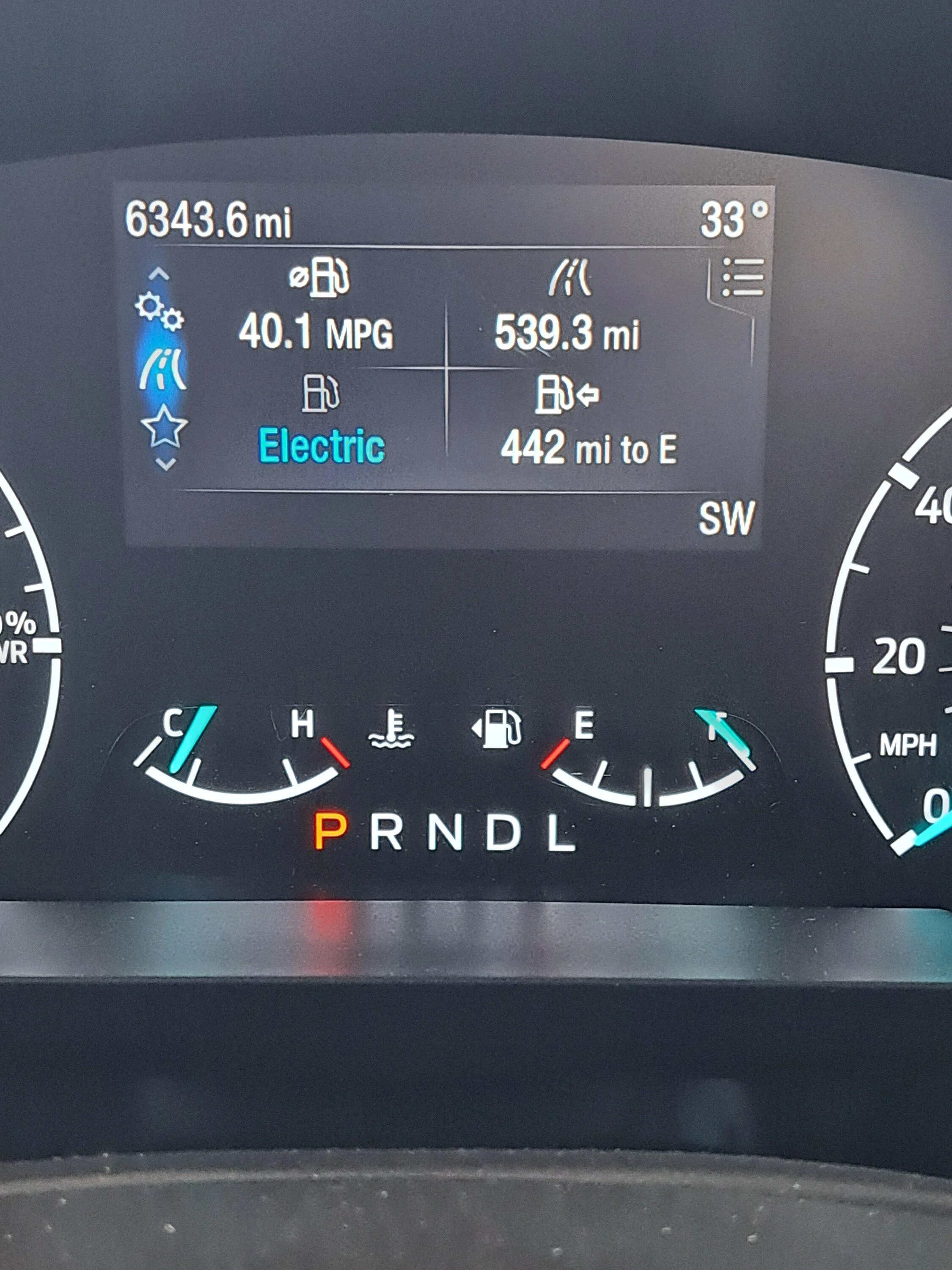 Ford Maverick Observed MPG reduction in cold weather. 20221119_114224