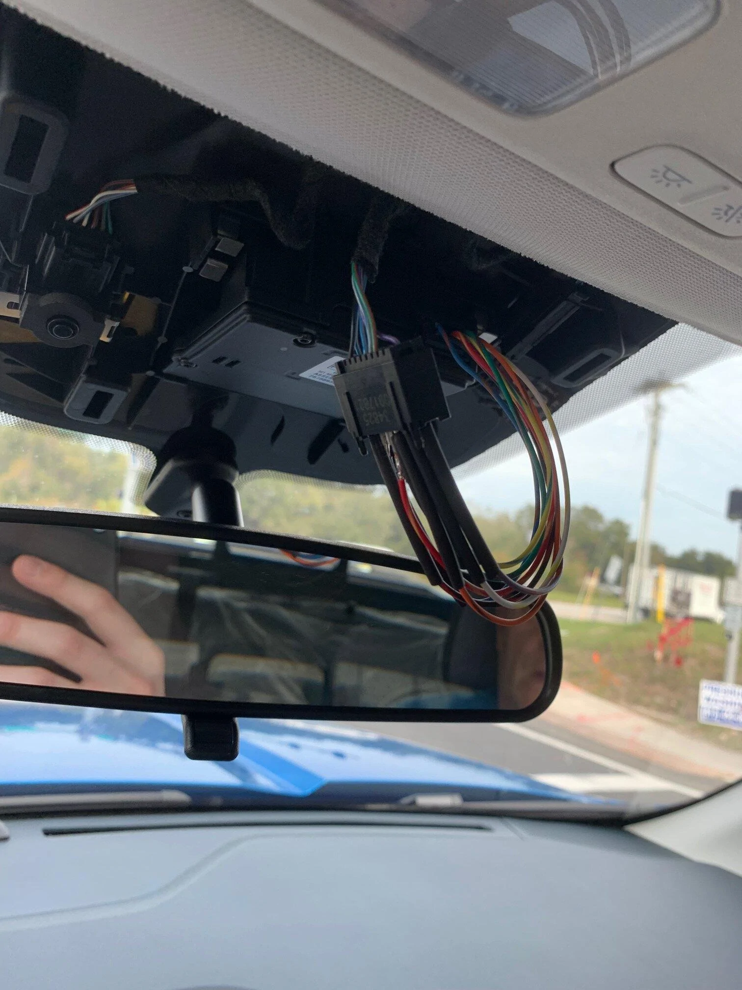 Ford Maverick Cheap auto-dimming, homelink mirror IMG_9038