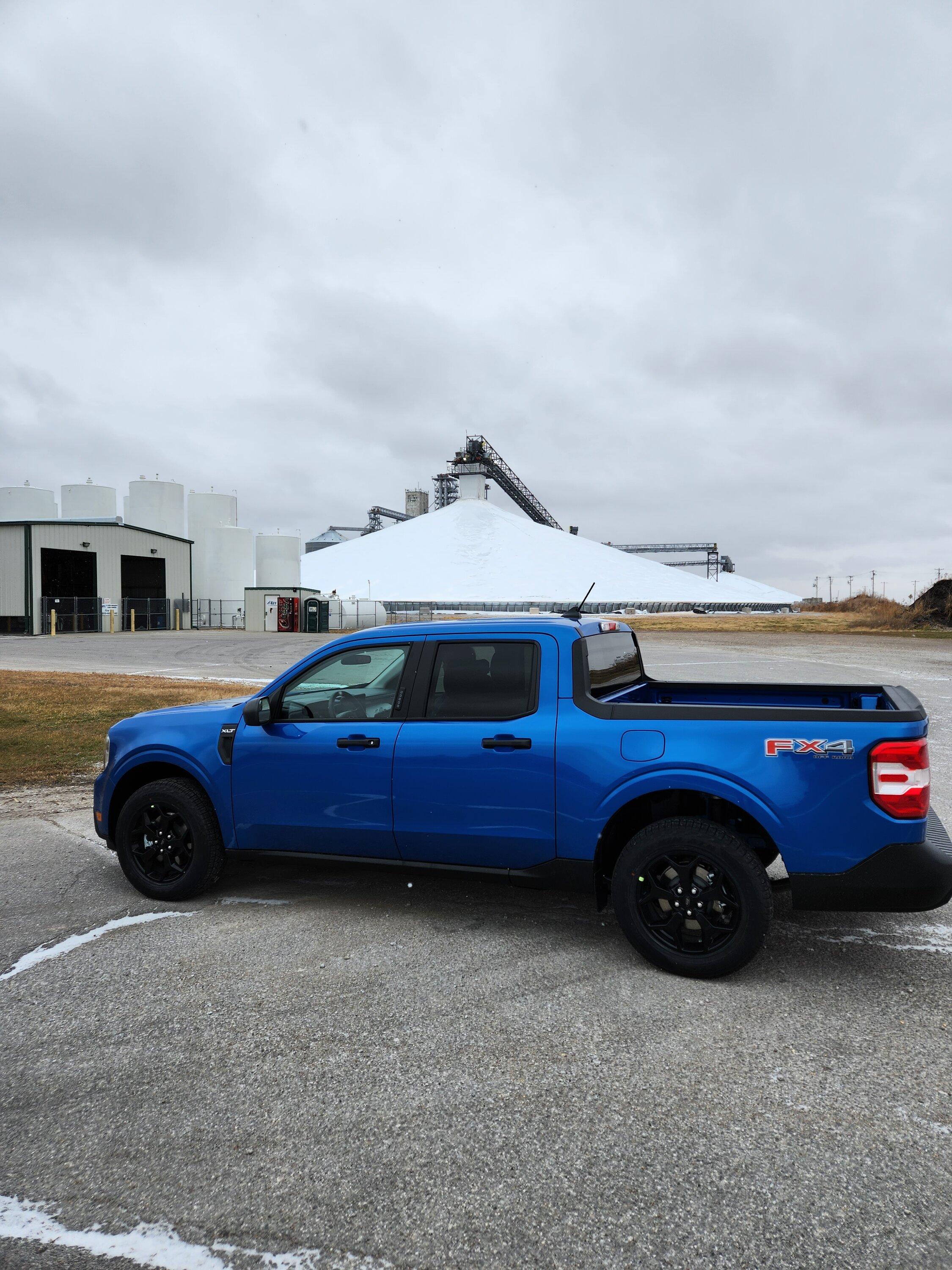 Ford Maverick Maverick FX4 Snow-Wheeling Review 20221112_100050