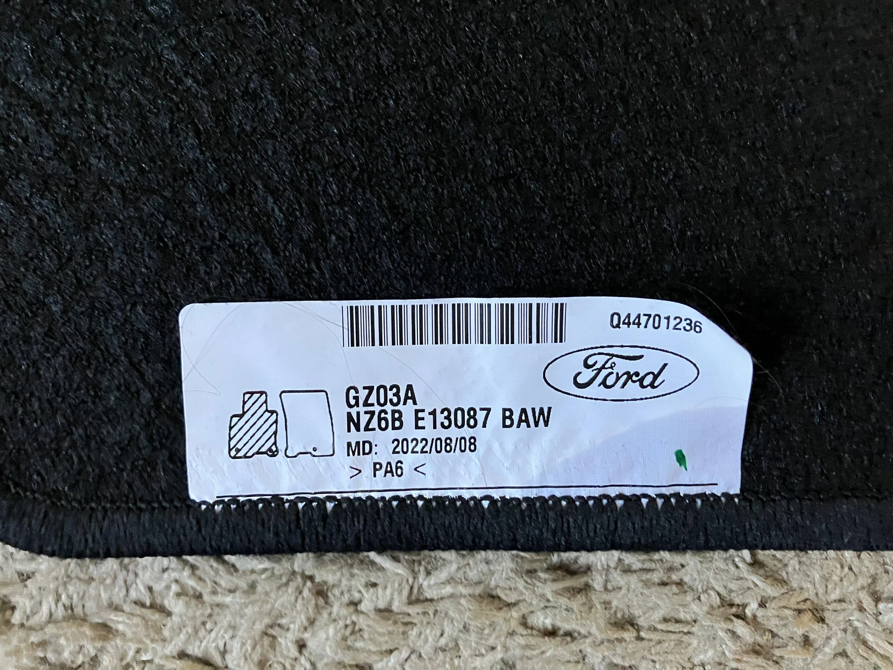 Ford Maverick Free in San Diego - OEM Carpet Floor Mats IMG_7739