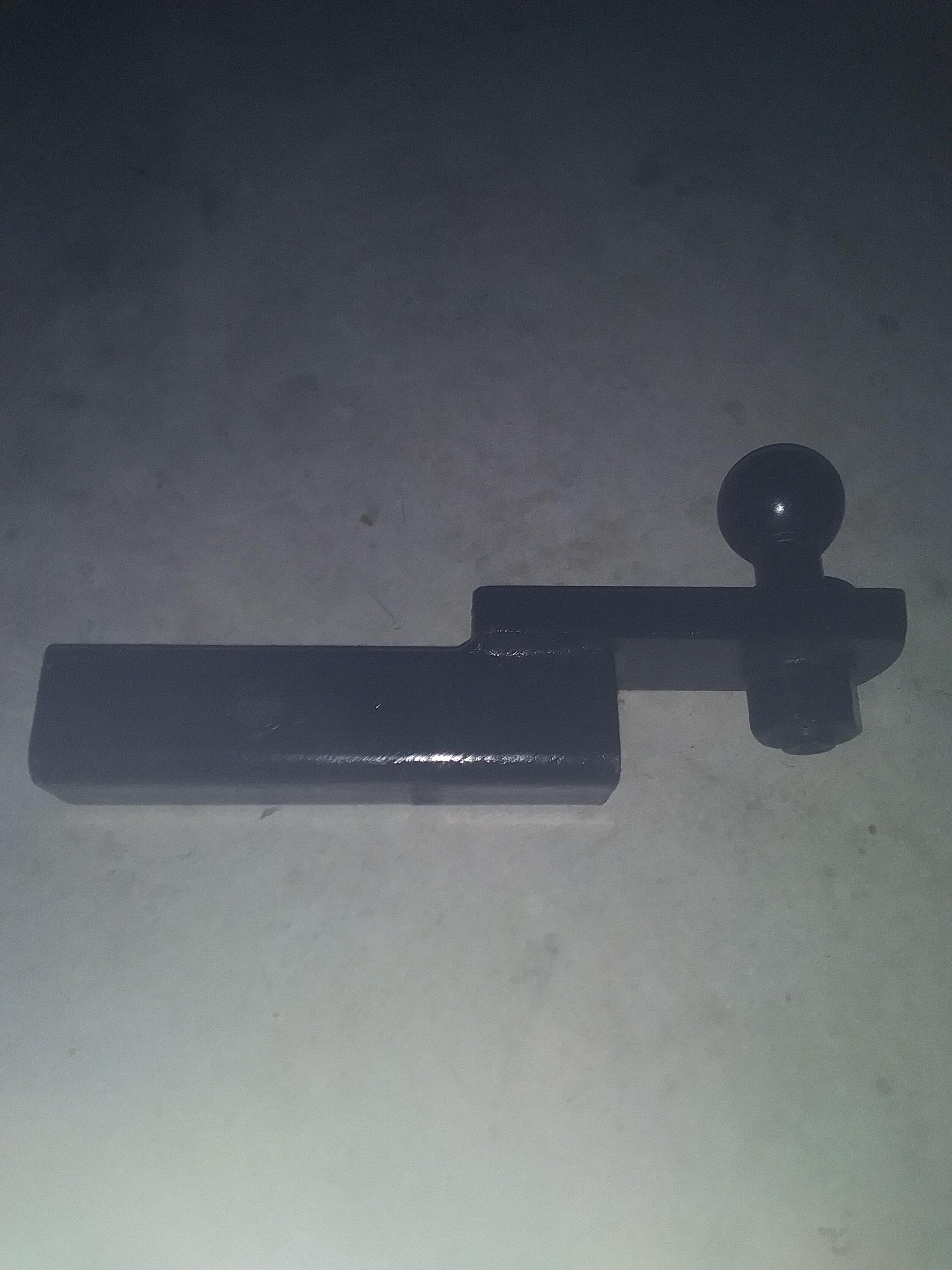 Ford Maverick Ball height w/tailgate down? 20221121_173753