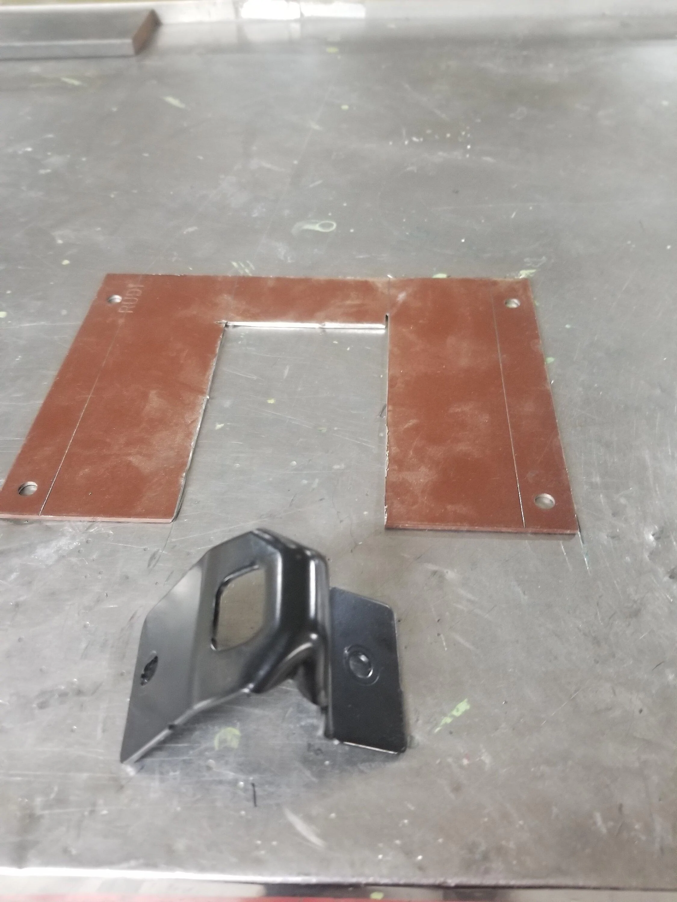 Ford Maverick Possible tie down solution for tailgate assist? 20221122_074503