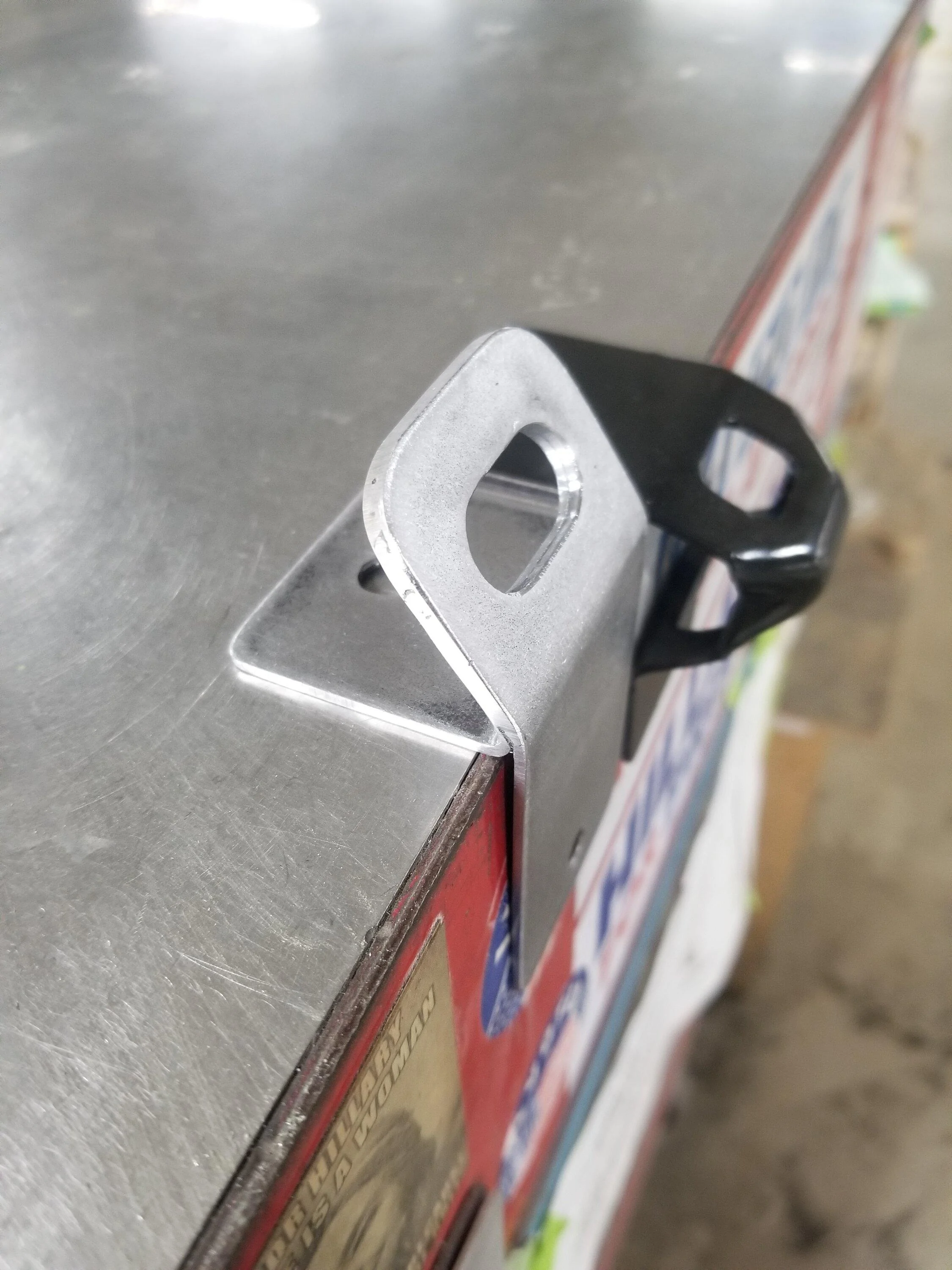 Ford Maverick Possible tie down solution for tailgate assist? 20221122_114253