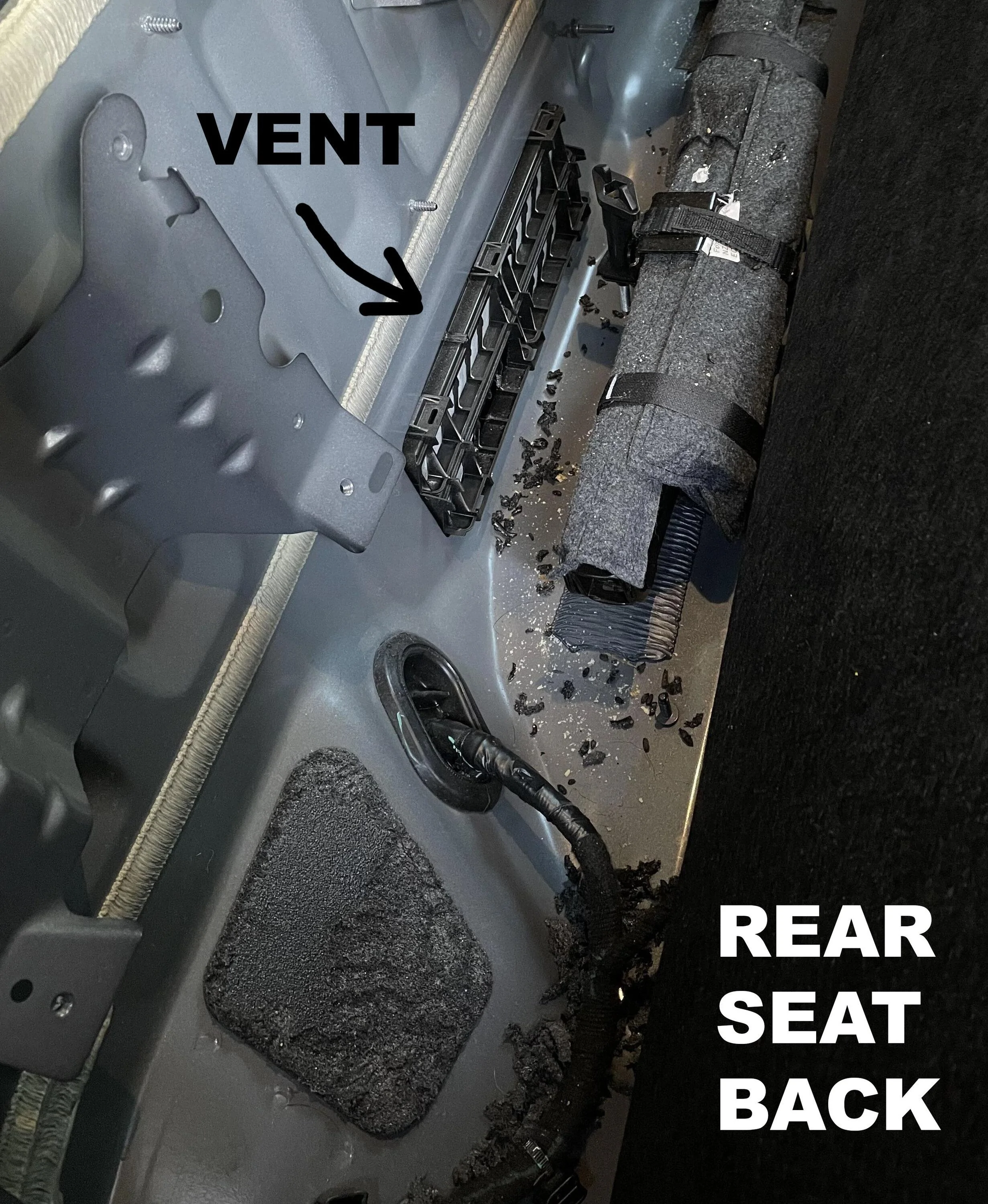 Ford Maverick Mice/rodent entry point behind rear seat venthole2