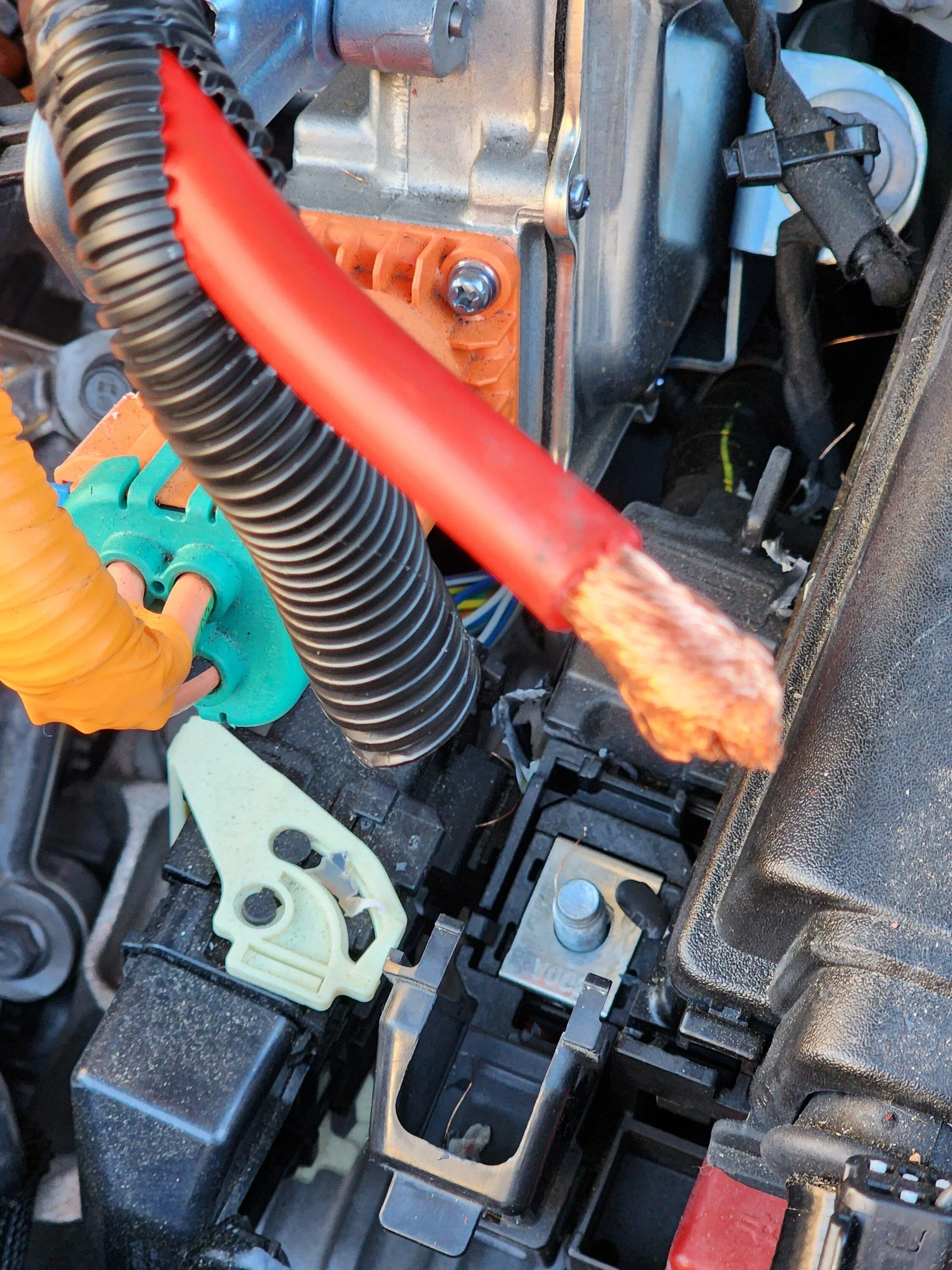 Ford Maverick Dead Maverick Hybrid? Try this… EDIT - Never mind! 20221128_081218