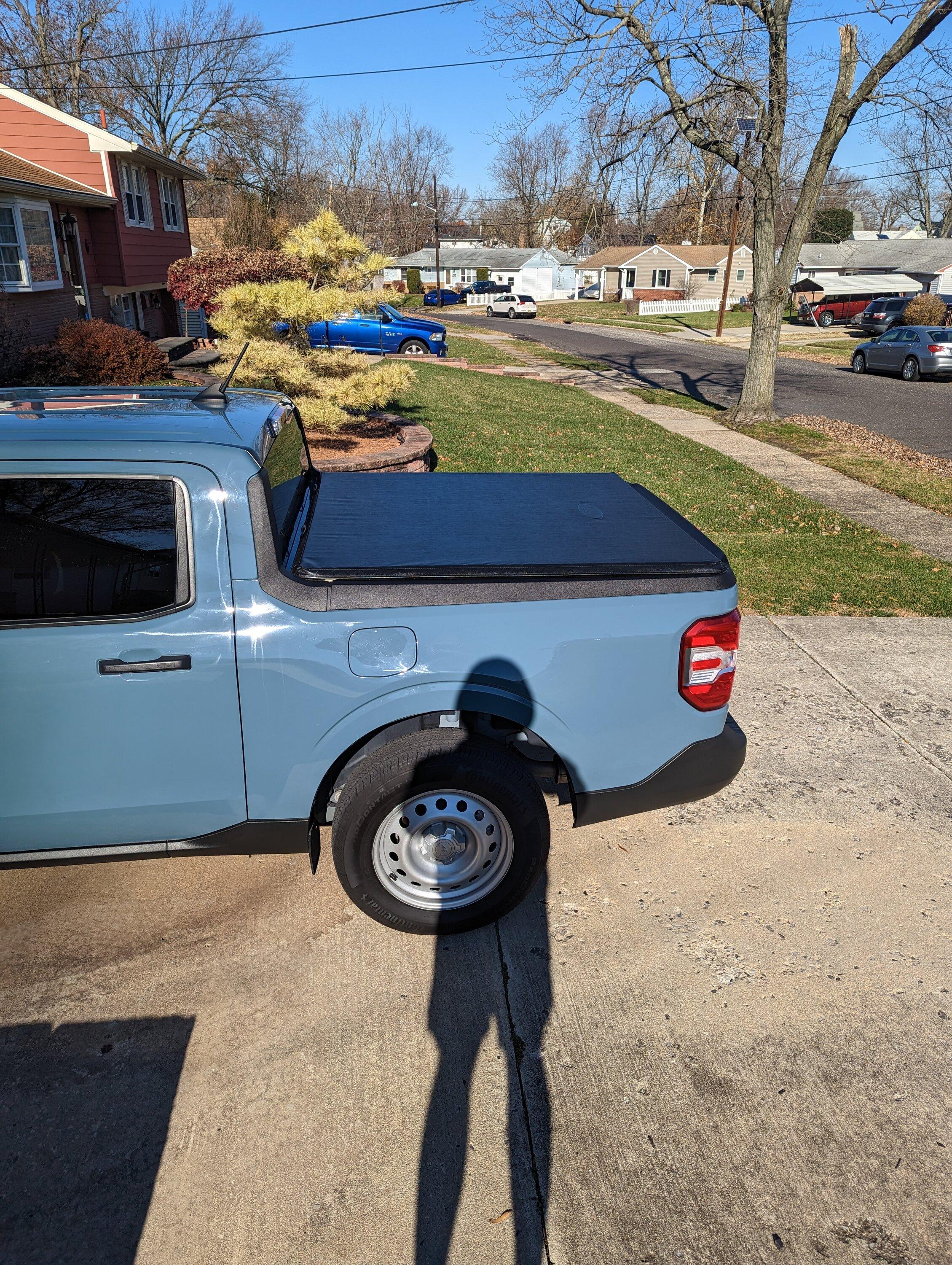 Ford Maverick TruXedo tonneau roll up cover - feedback / reviews? PXL_20221202_165644441