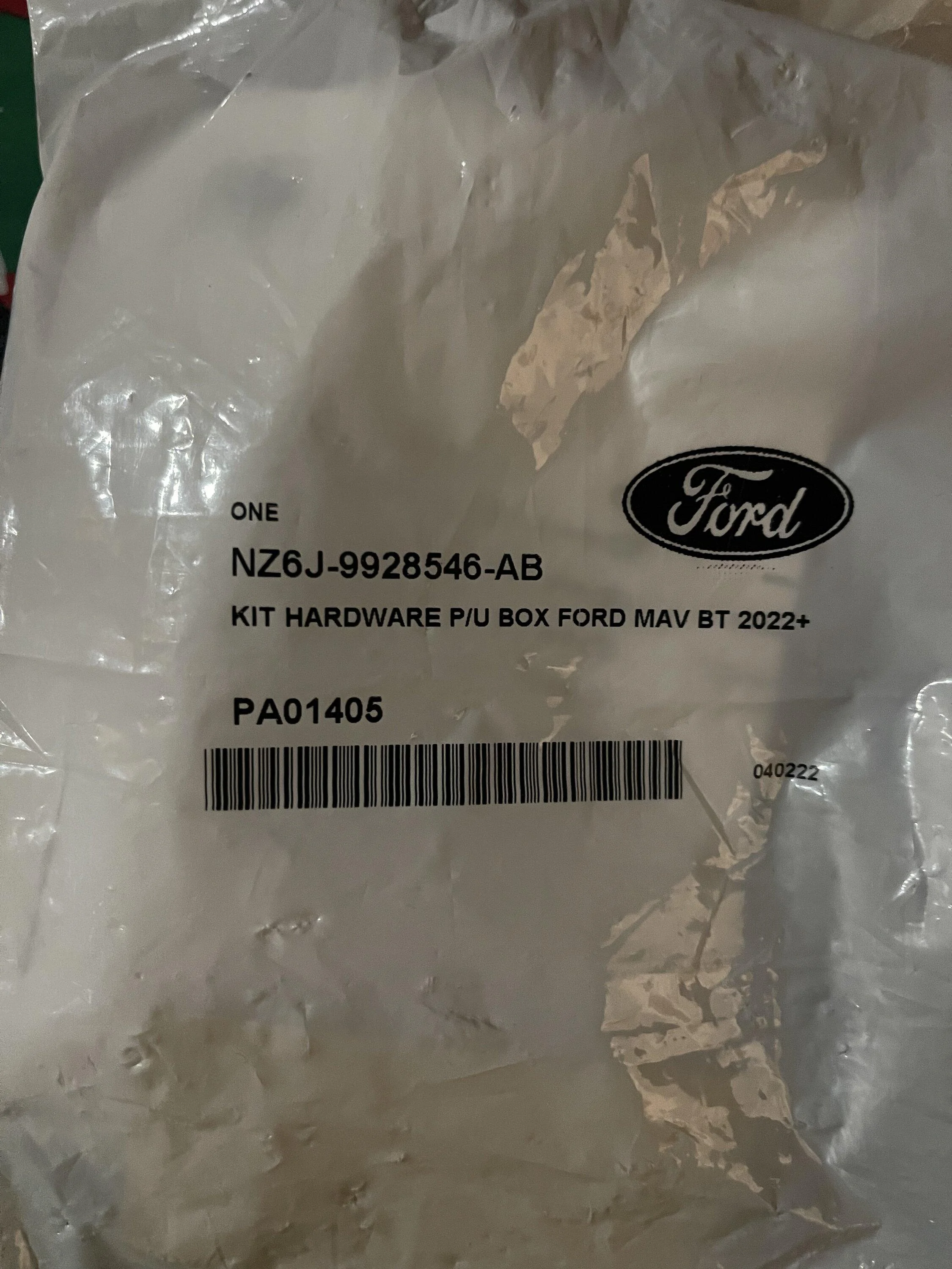 Ford Maverick Tailgate Liner Kit Part No: NZ6Z-9900038-C 19291270-086B-4DDA-B2AB-109B82E98045