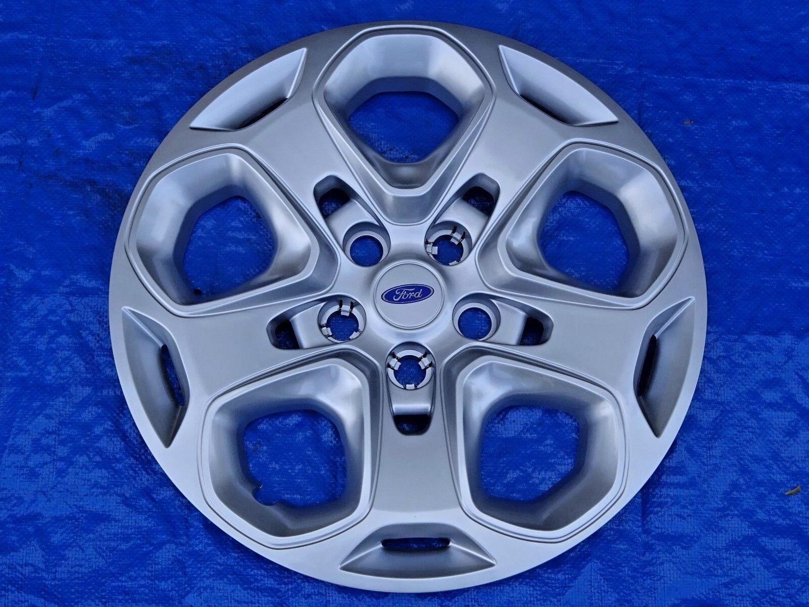 Ford Maverick The cheap hubcap thread ! Ford Fusion hubcap_1