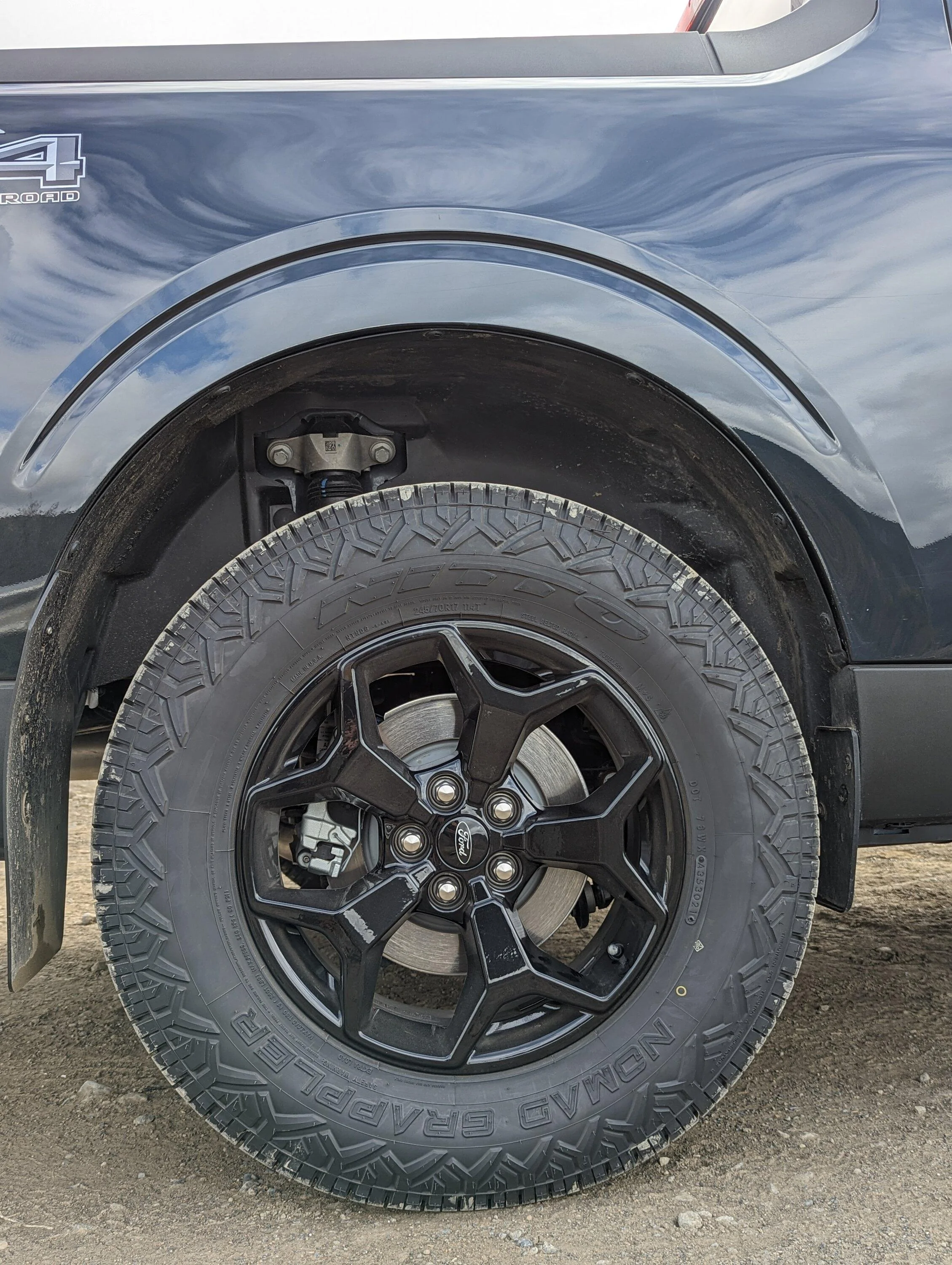 Ford Maverick Nitto Nomad Grappler 245/70R17 PXL_20221206_201218439.PORTRAIT