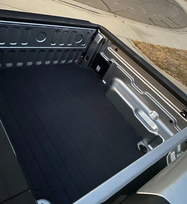 Ford Maverick Gator FX Installed on XL Bed3