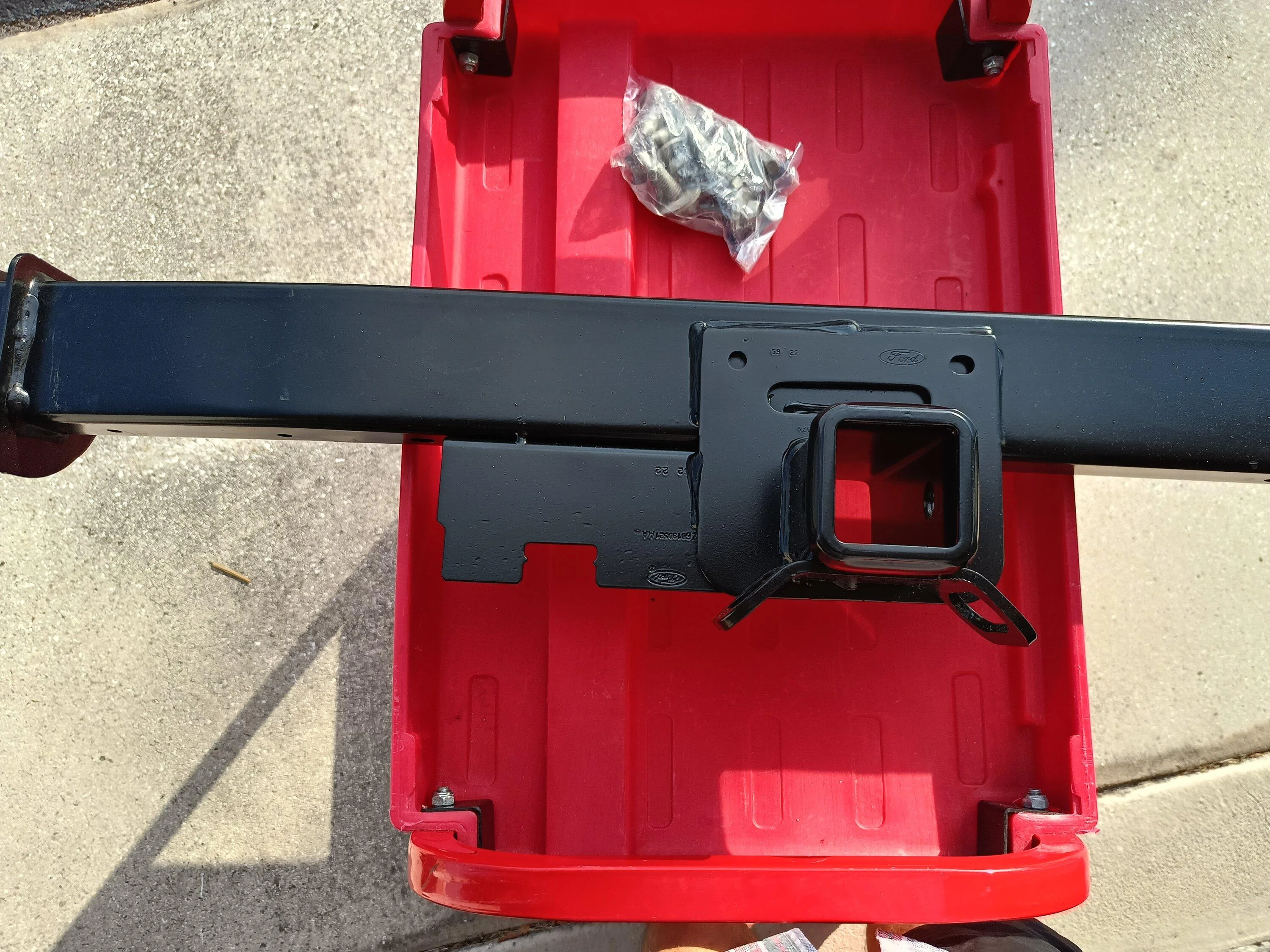 Ford Maverick FS: Brand new maverick trailer hitch. IMG20221203153608