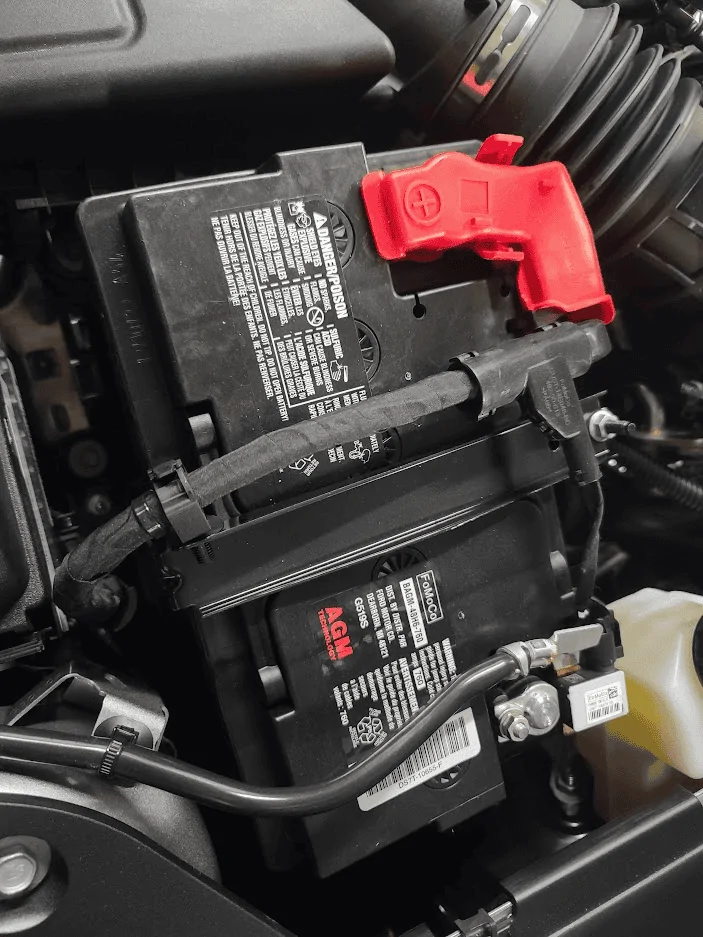 Ford Maverick Is 12 volt battery for hybrid a AGM battery? 1670509224736